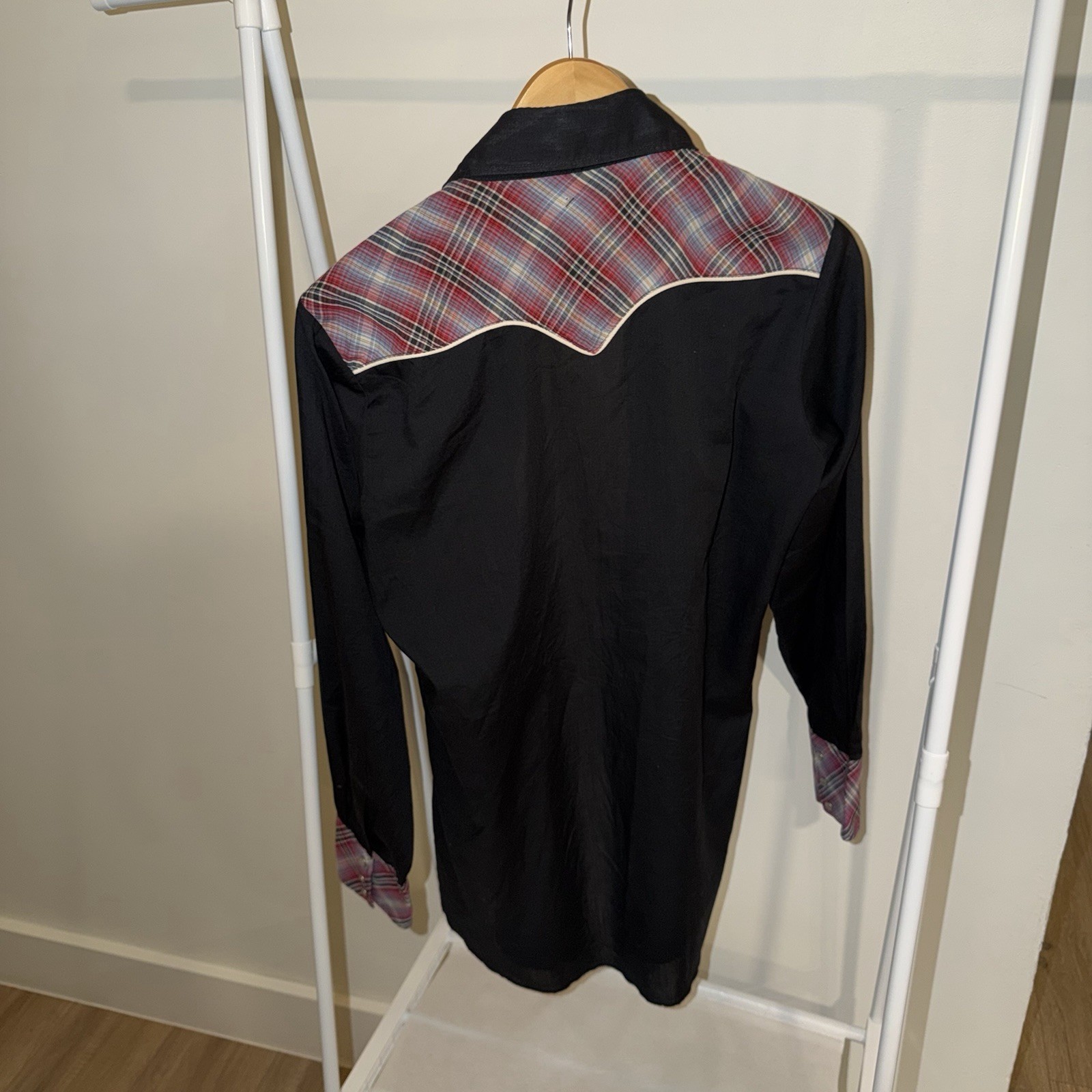 Sears Men’s Western Snap Woven Button-Up Shirt L Black/Red Plaid Yoke LS