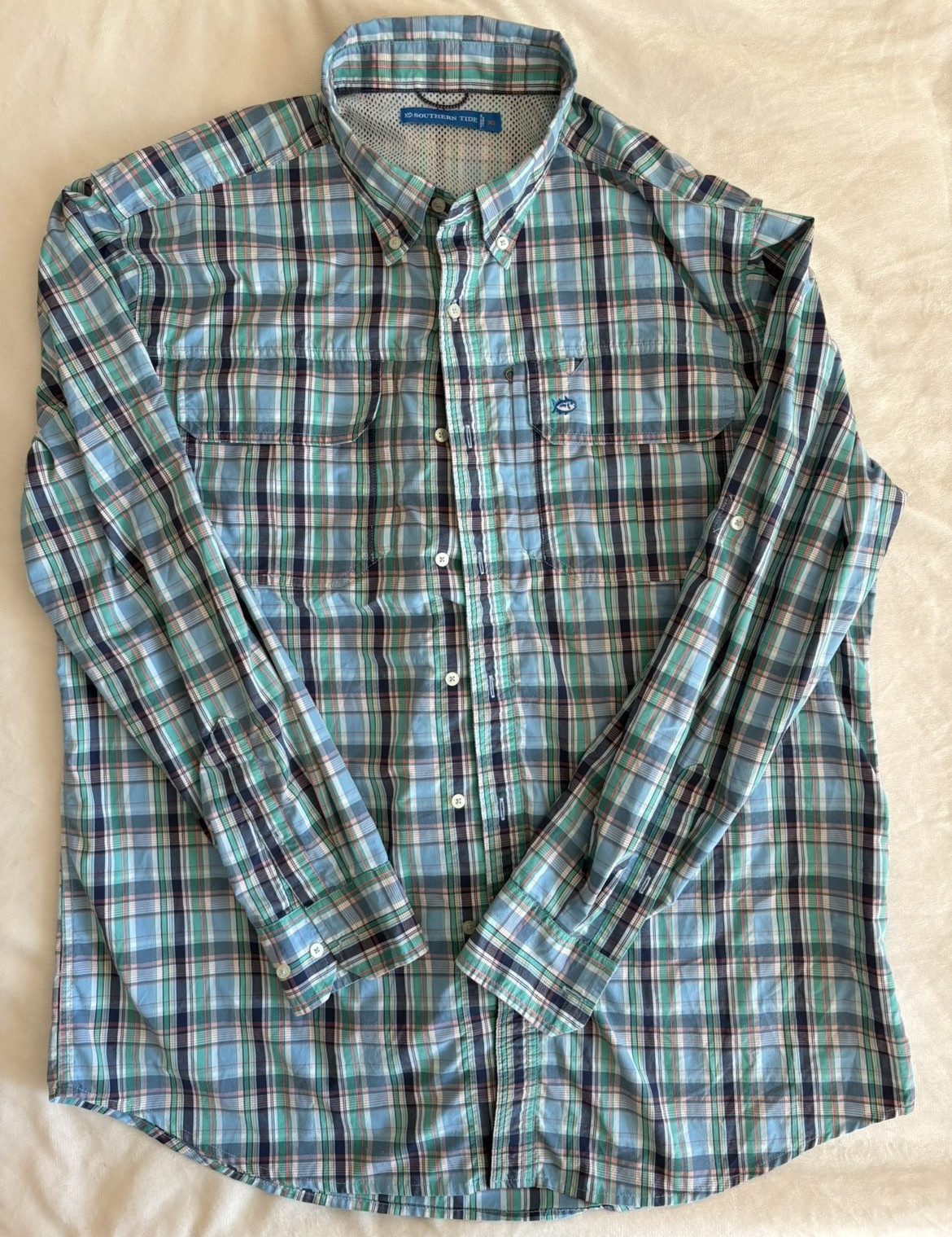 Southern Tide Men’s XL Plaid Long Sleeve Button-Up, Button-Down Collar Pockets