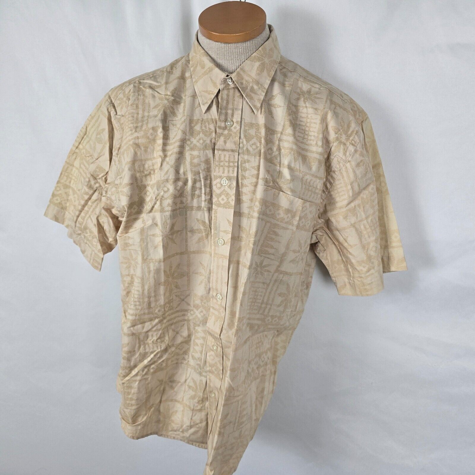 Natural Issue Button Down Shirt Men’s L Tan Cream Hawaiian Geo Short Sleeve