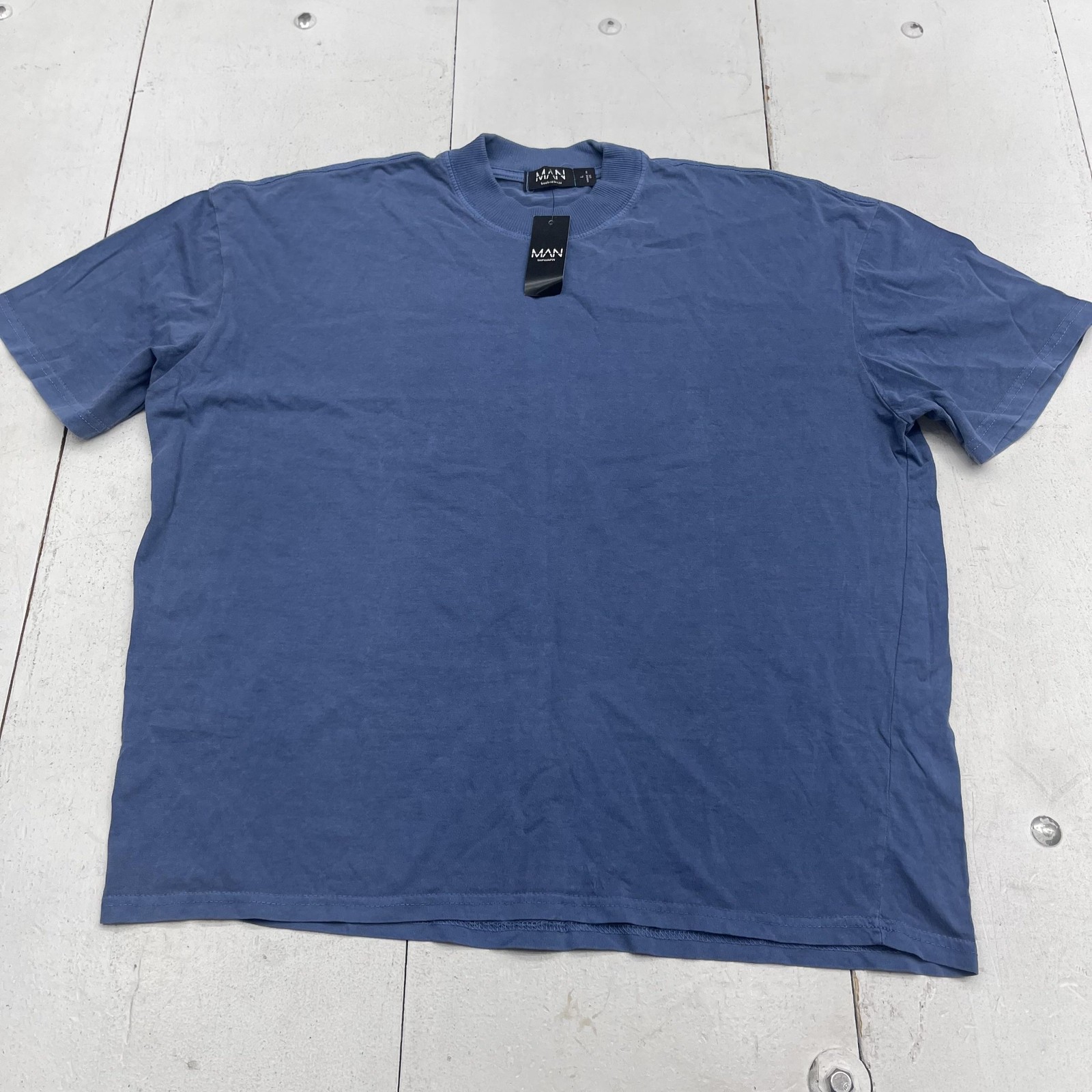 BoohooMAN Shirt Mens Large Blue Lost & Found Statue Graphic Tee Oversized Art