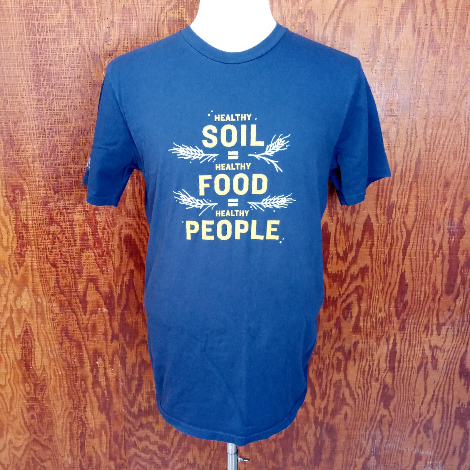 Royal Apparel Men’s Blue T-Shirt Short Sleeve Size L Large