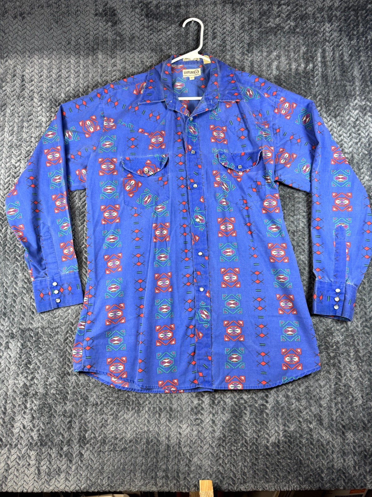 Vintage Sheplers Western Shirt Mens Large Blue Aztec Cotton Pearl Snap Cowboy