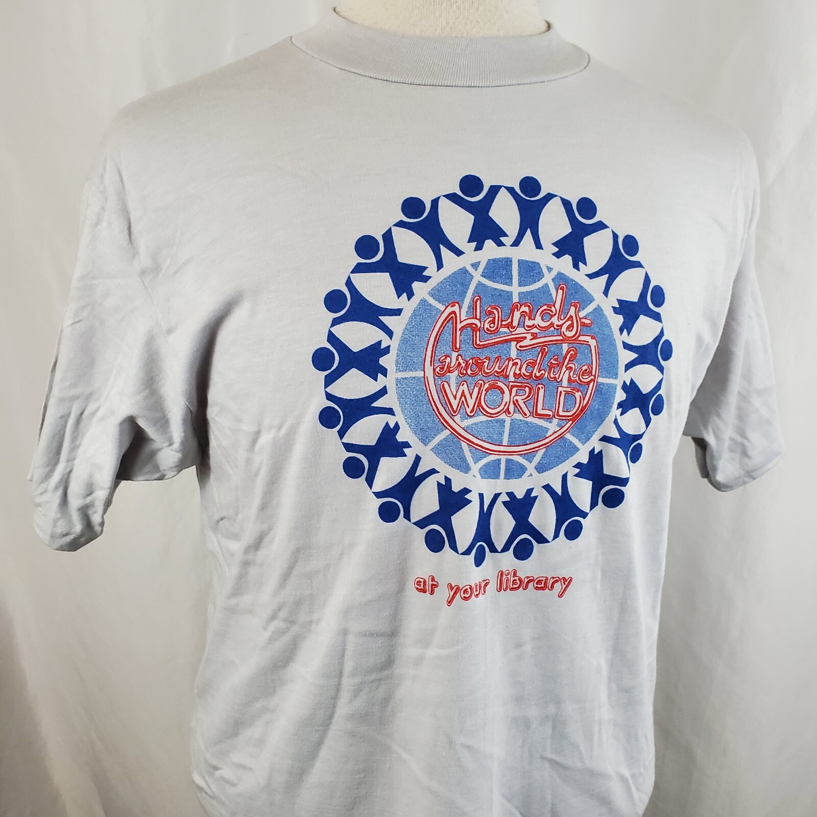 Vintage Around the World at Library T-Shirt XL Single Stitch Hanes 50/50, NOS