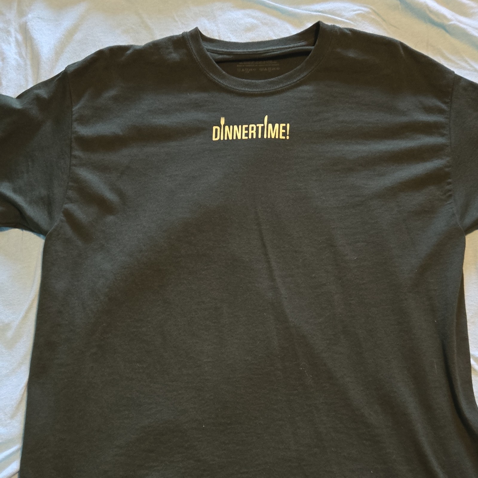 Gildan DryBlend Men’s Black Join Us For Dinner Graphic Crew Neck T-Shirt L