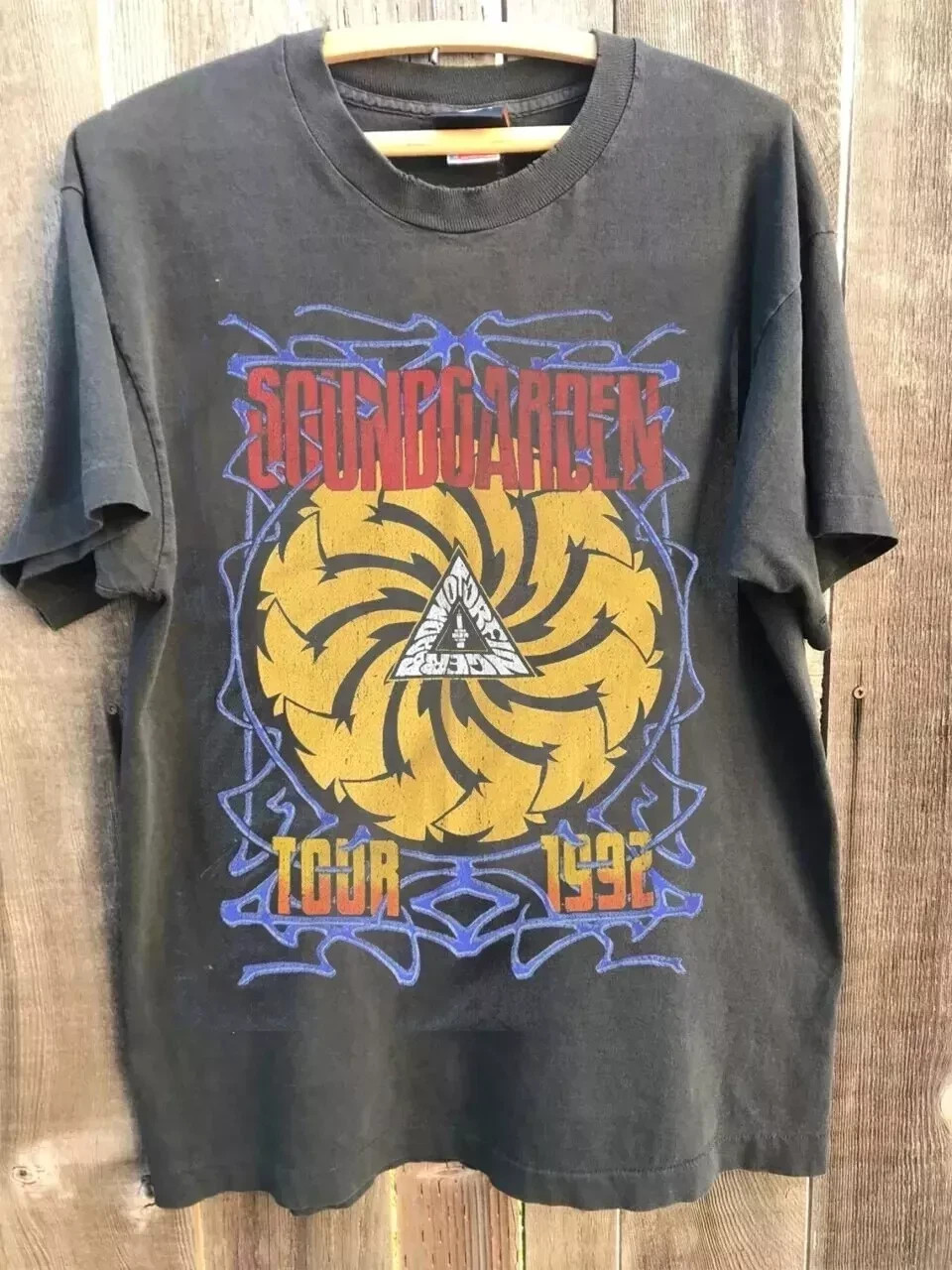Soundgarden 1992 Tour Vintage Rock T Shirt Charcoal Unisex Tee