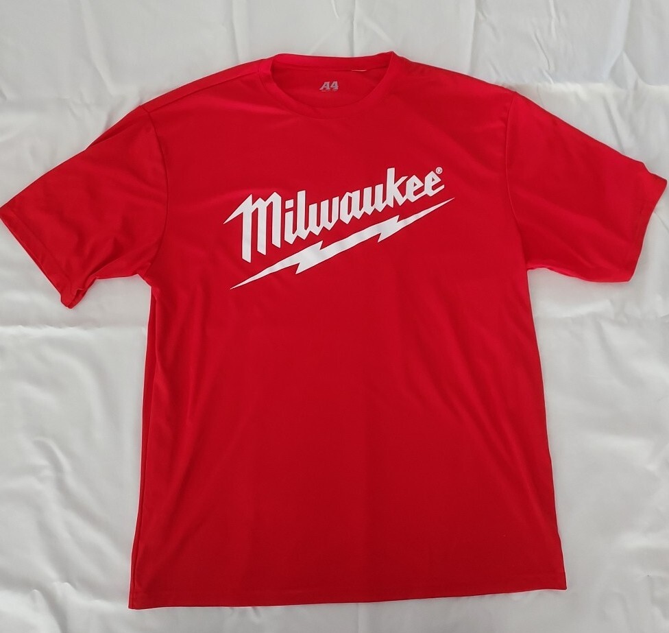 Milwaukee Tools Red T-Shirt Men’s XLarge Athletic Cool Light Fabric