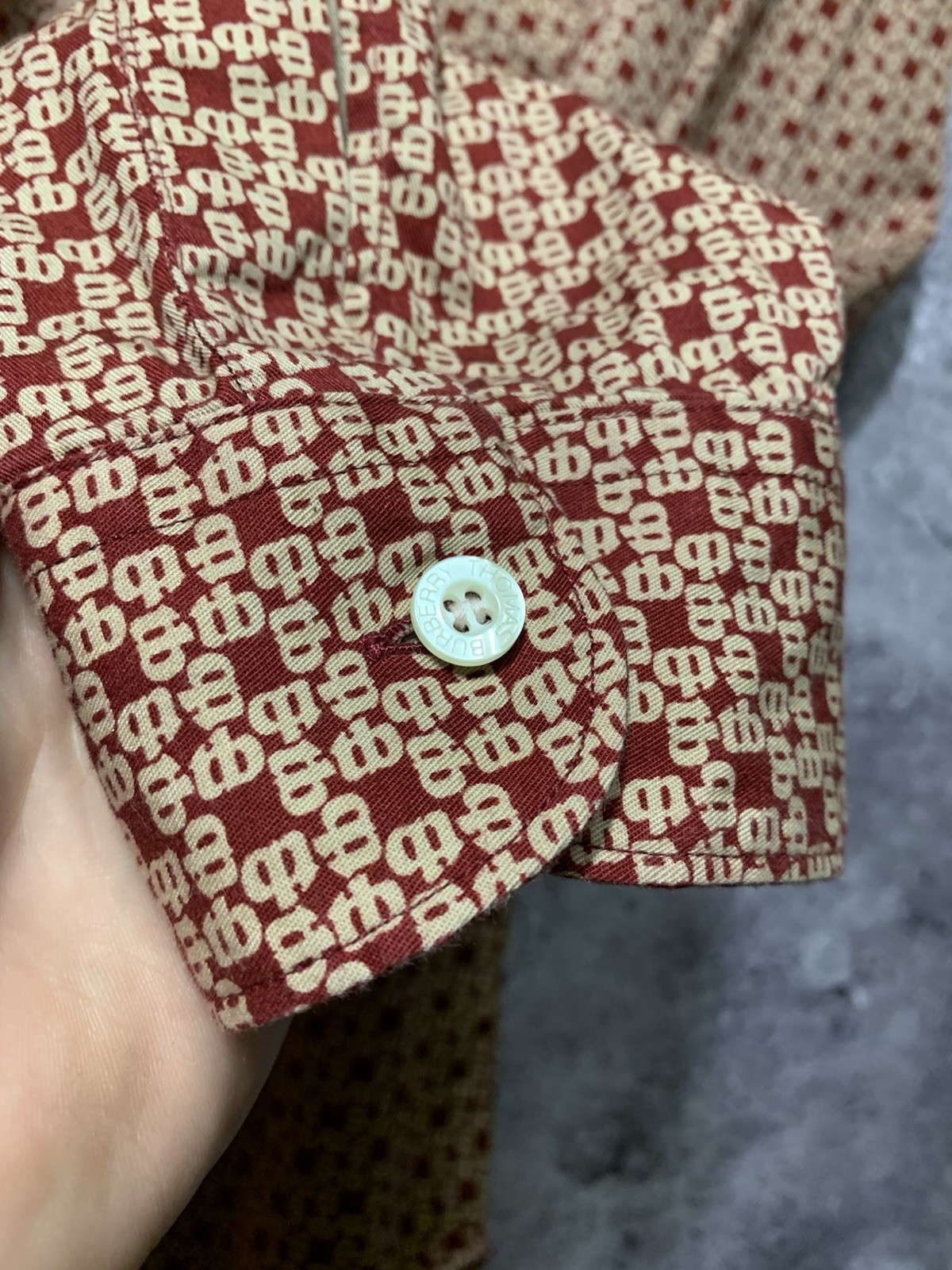 Thomas Burberry Vintage Men’s Red Cotton Monogram Button Down Shirt Size XL