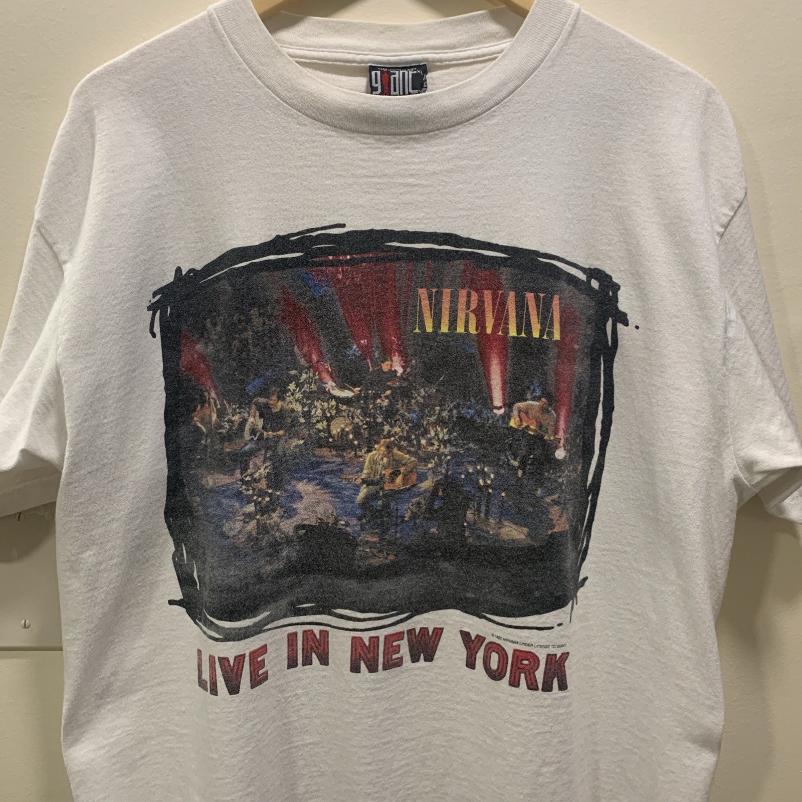 Vintage Nirvana Kurt Cobain MTV Live In New York Unplugged 1995 Size XL 23x30in
