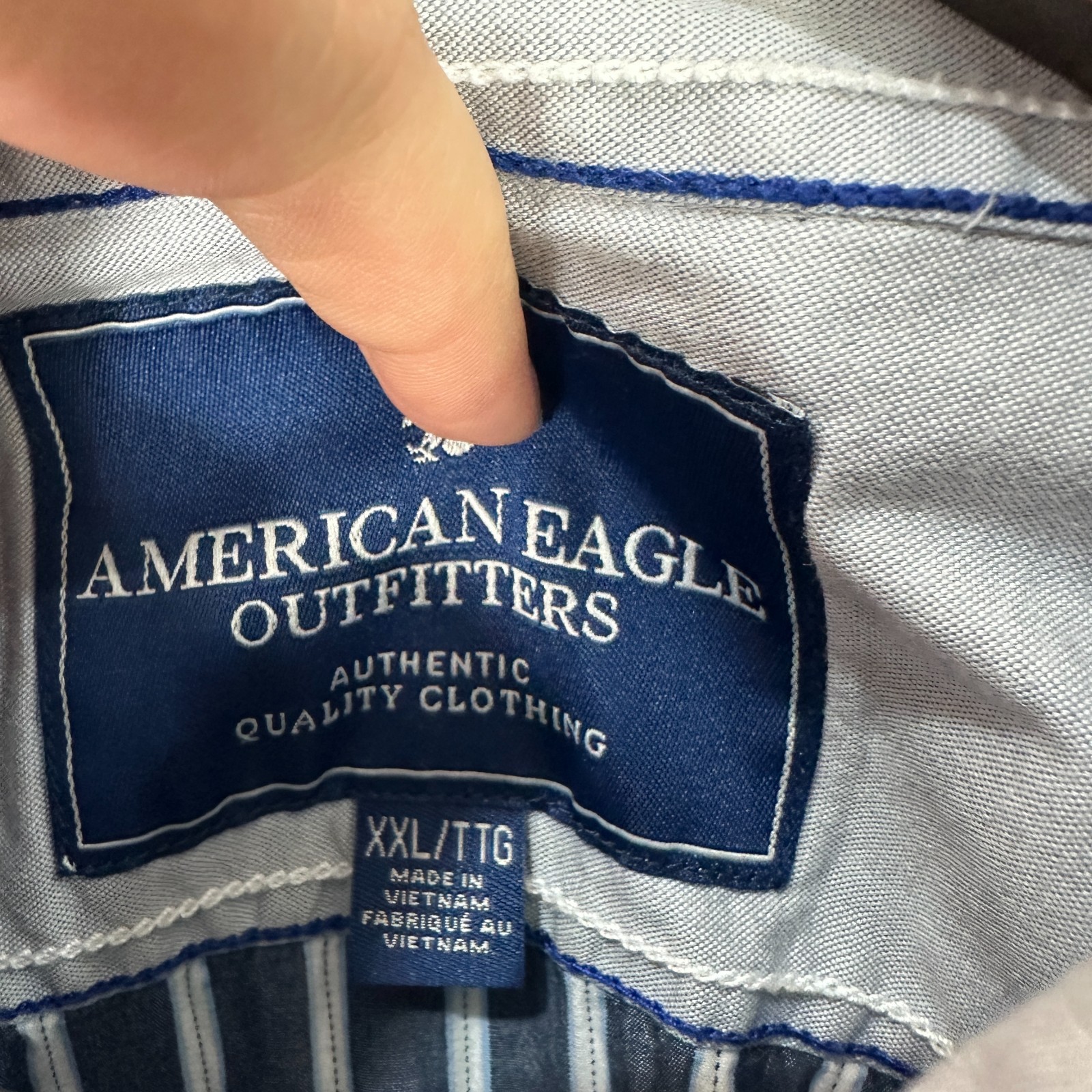 American Eagle Shirt XXL Blue White Striped Button Front Y2K Preppy Vintage Fit