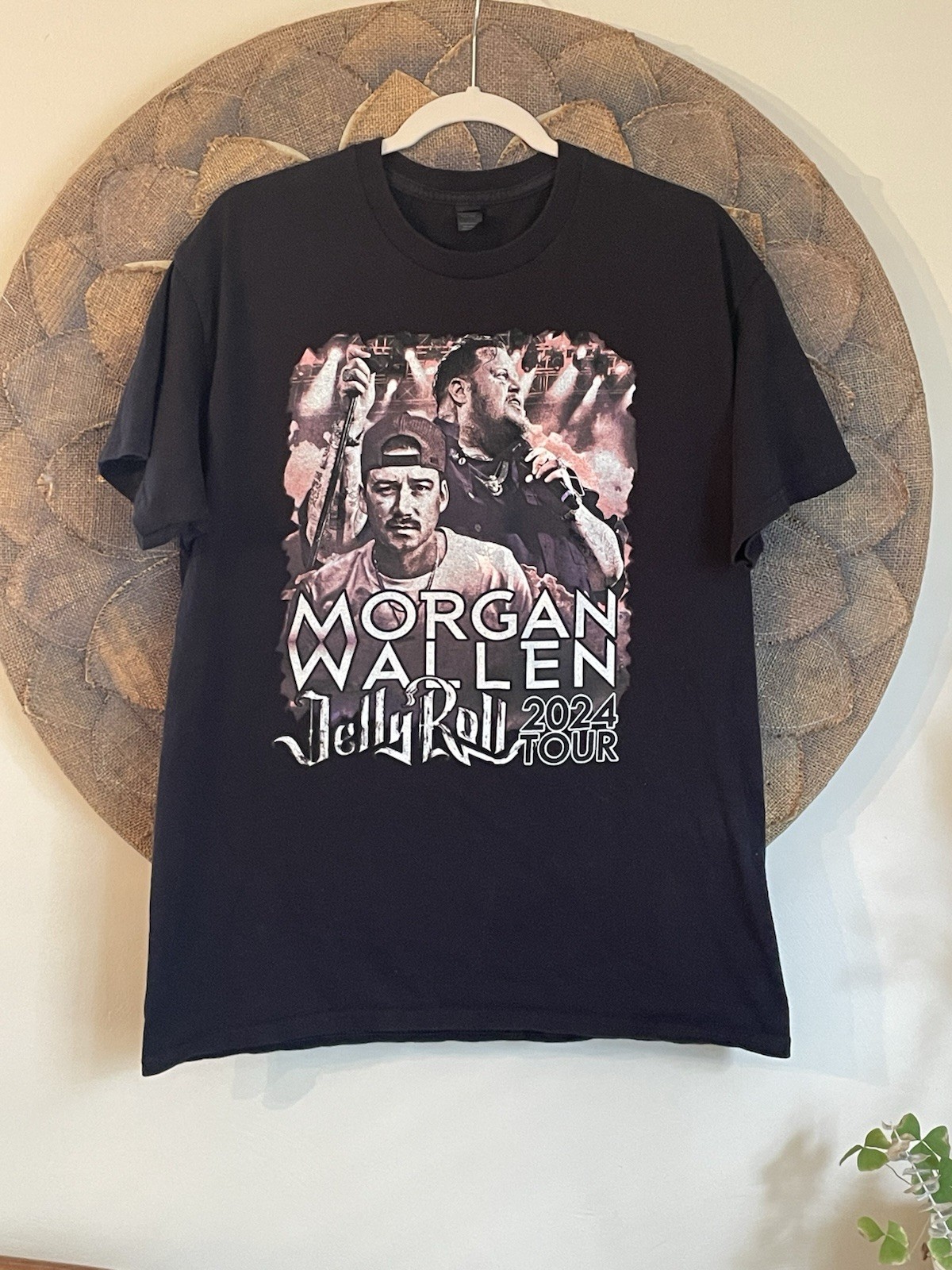 Morgan Wallen Jelly Roll 2024 One Night at a Time Tour T-Shirt Size Medium