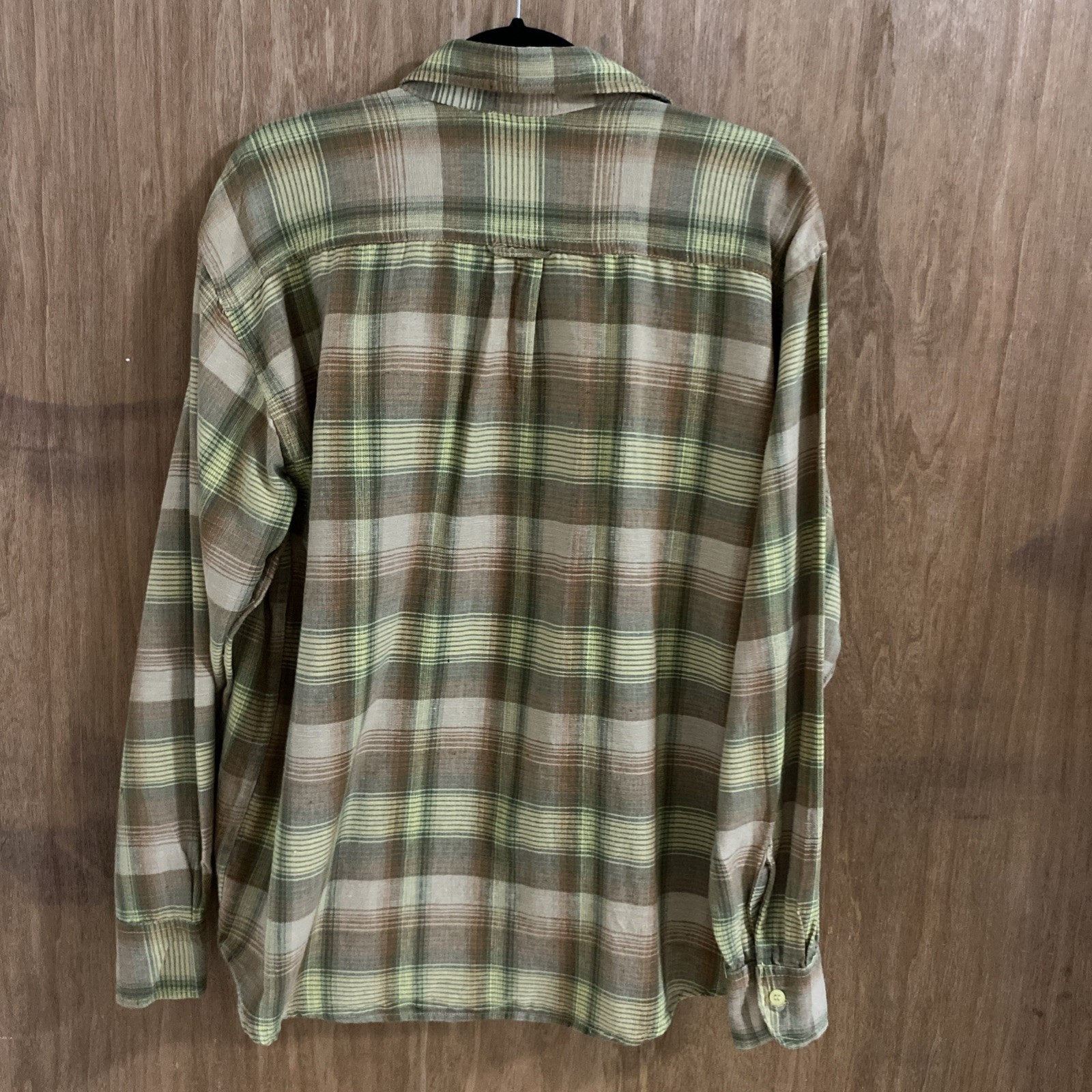 Vintage Best Original Mens Plaid Button down Shirt Size Large Made in Kuwait