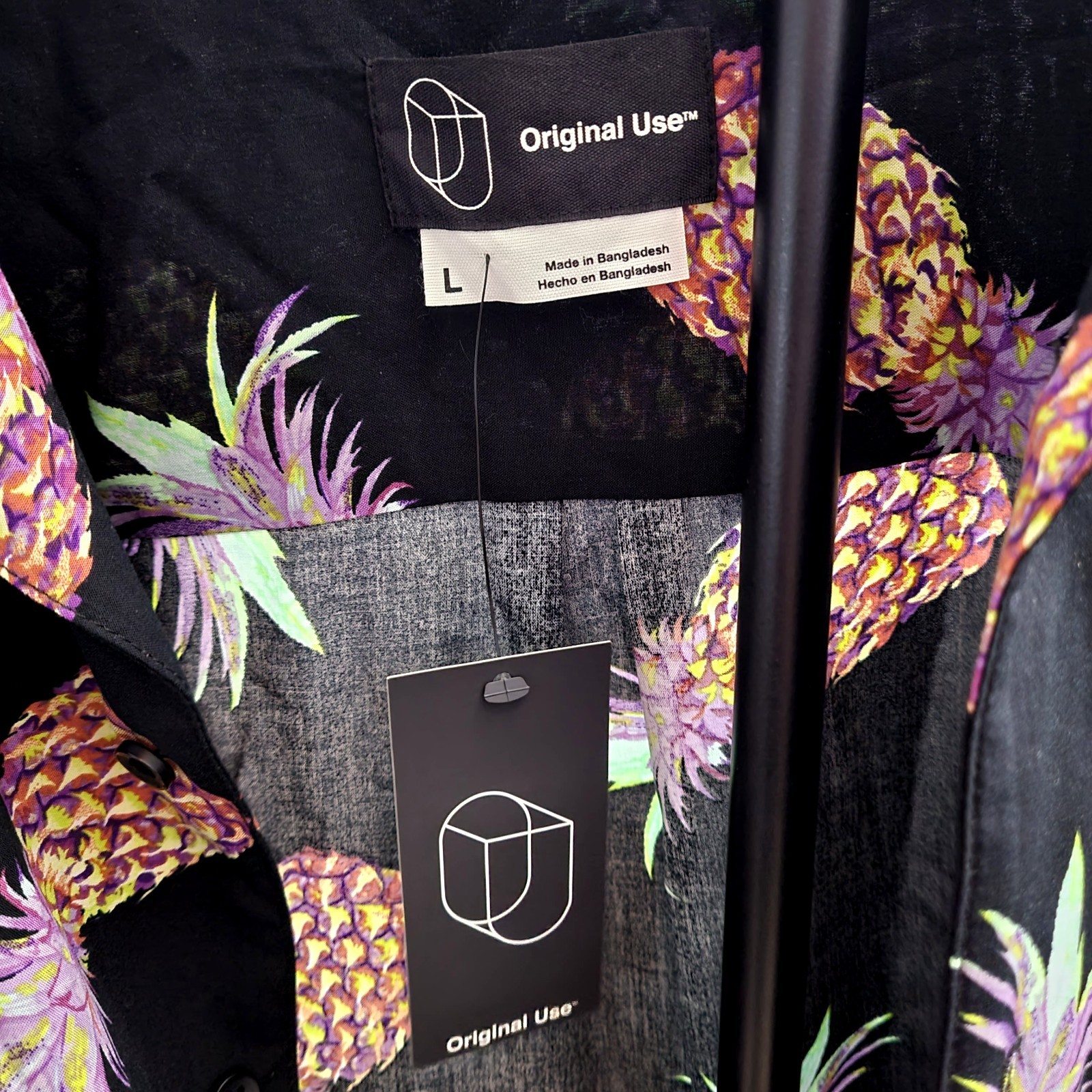 Hawaiian Button Up Shirt 100% Rayon NWT Mens L Pineapple Print Tropical Resort
