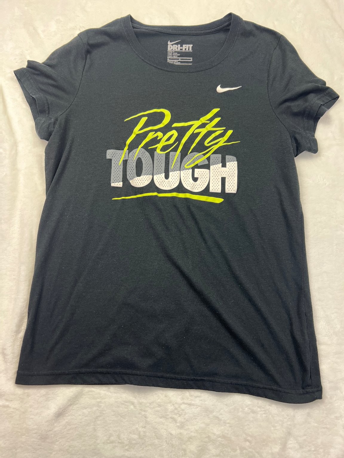 Nike Women’s Black M Pretty TOUGH Graphic T-Shirt Dri-Fit Polyester Blend