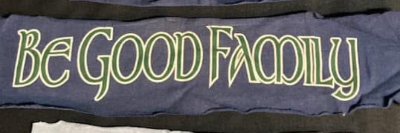 Be Good Family We Continue Our Dream With Your Vision T-Shirt Navy 2 side BTH22