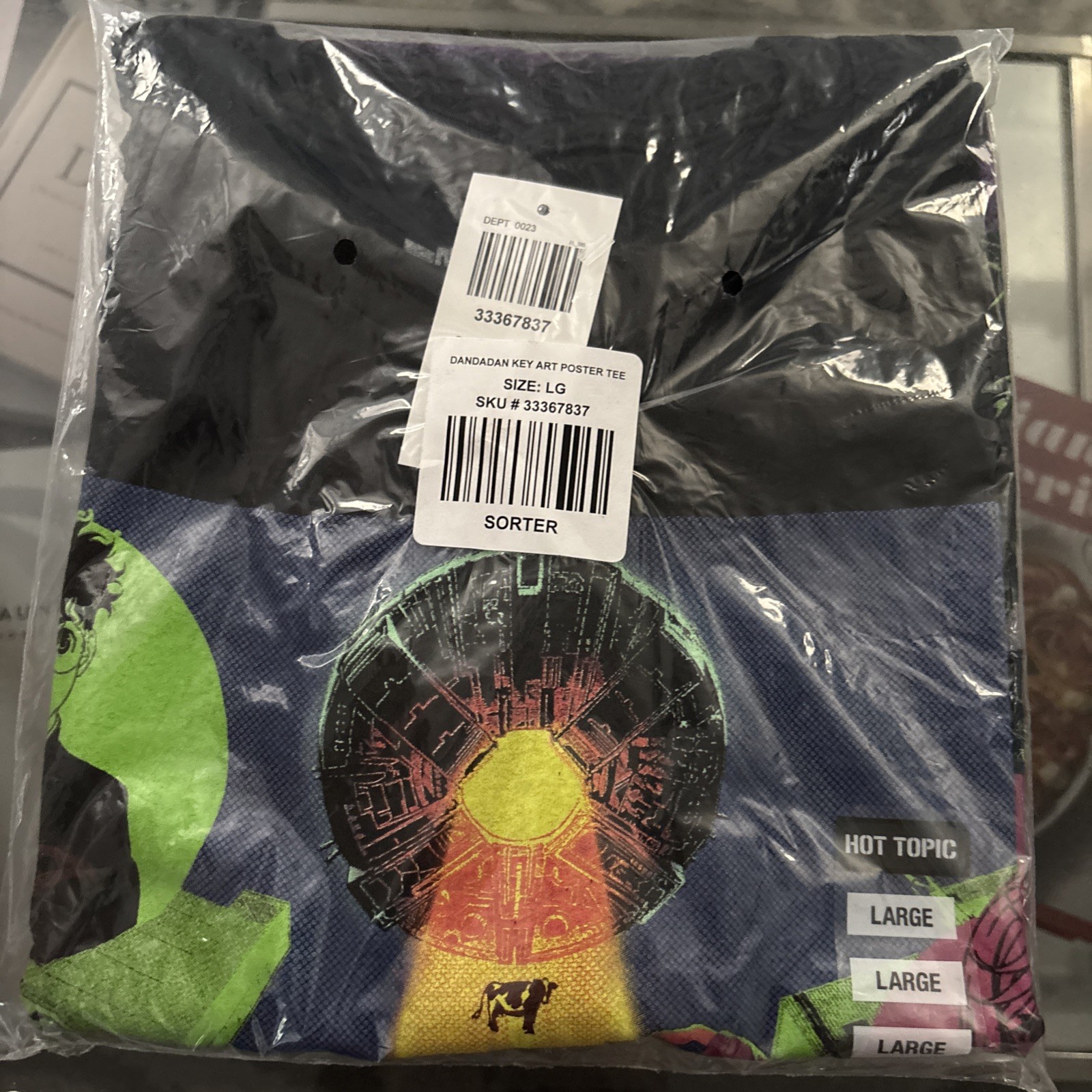 DANDADAN KEY ART POSTER TSHIRT SIZE LARGE NWT