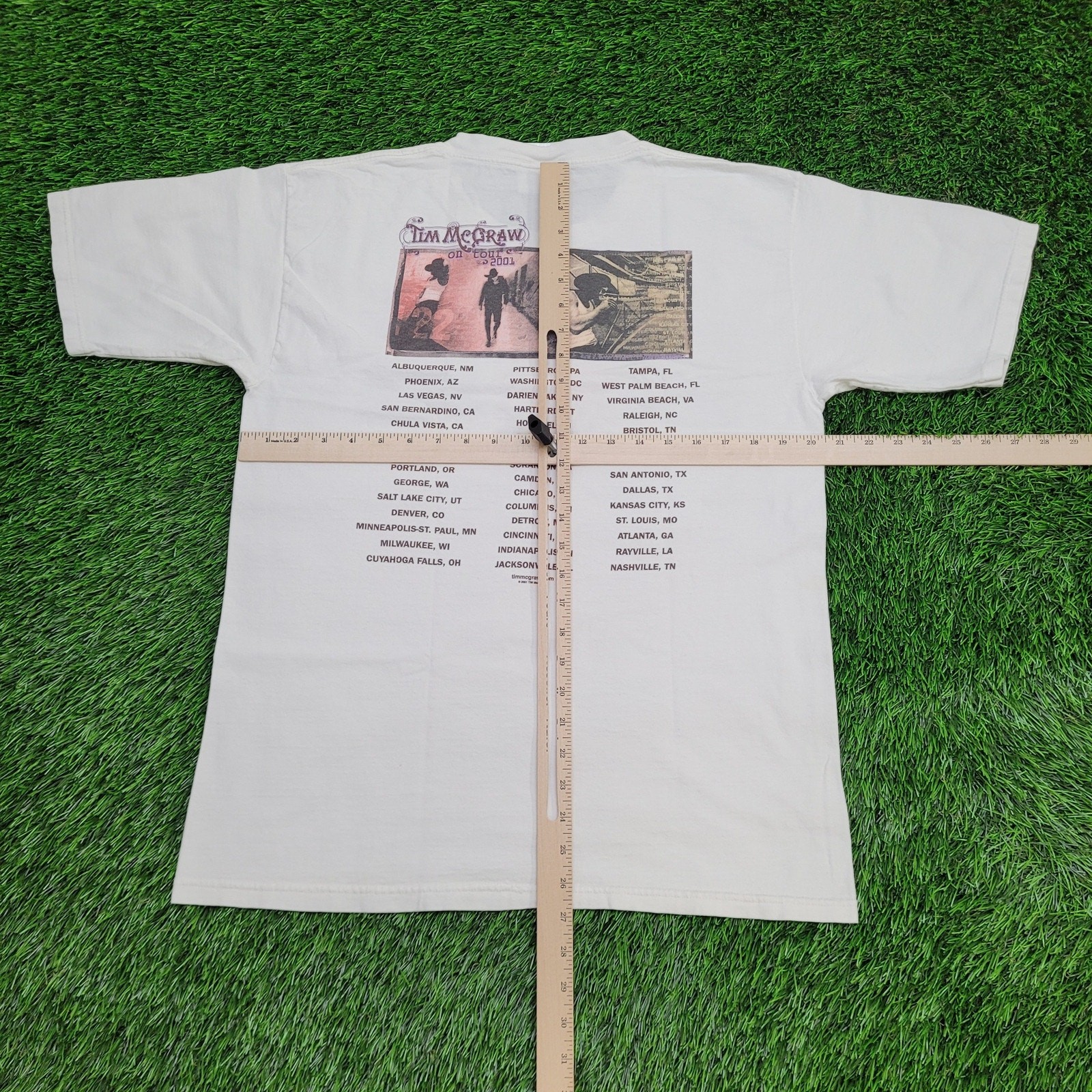 Vintage 2001 Tim-Mcgraw Shirt M/L 21×27 Set-This-Circus-Down