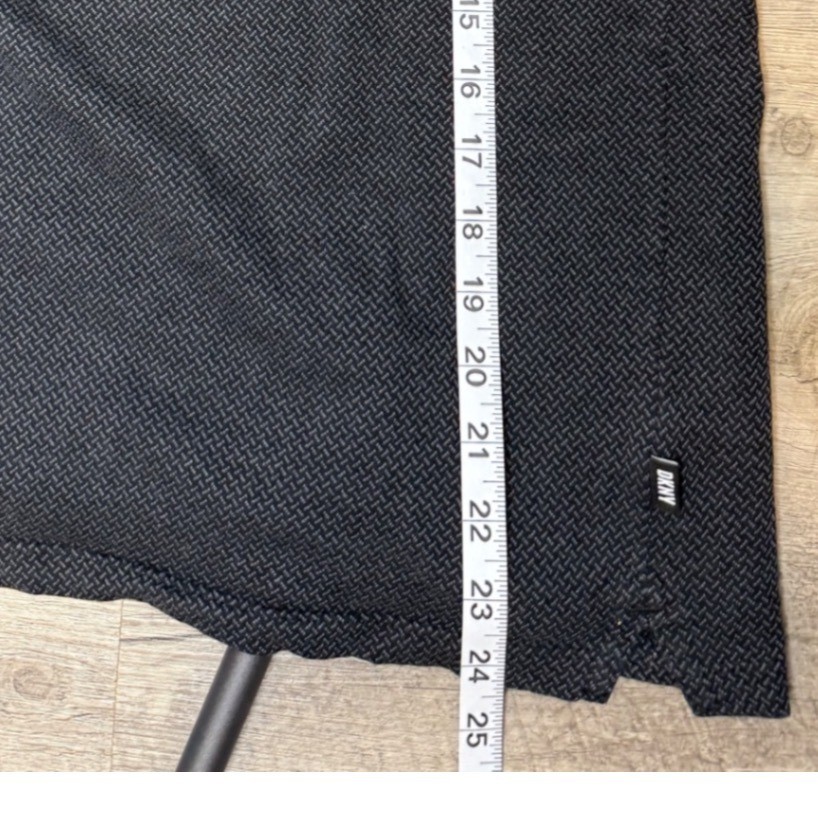DKNY Men’s Gray Textured Pattern Short Sleeve Polo Shirt Size Large
