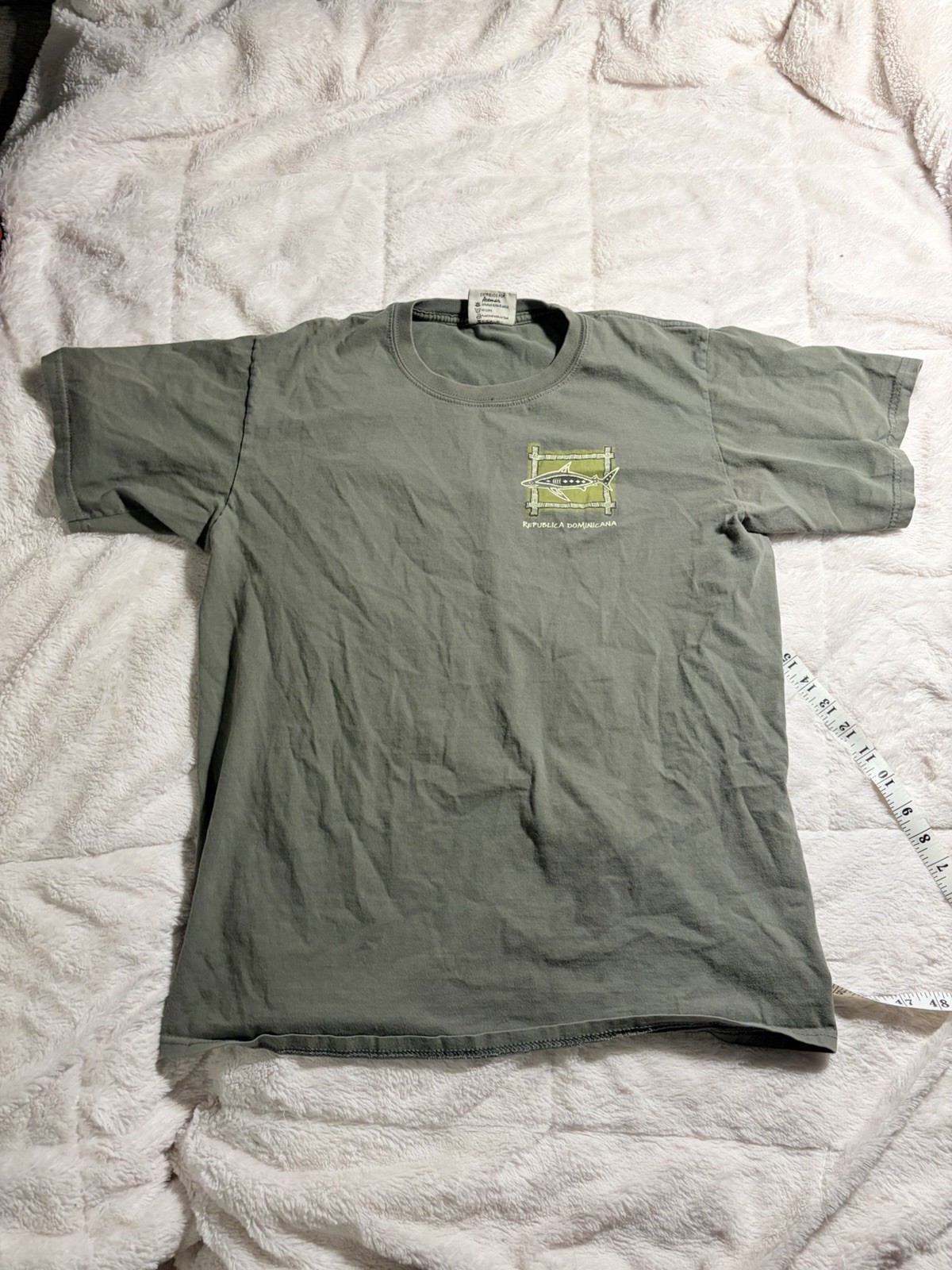 Vintage Caribbean Taino Dominican Republic Fish Graphic Tee, Size L