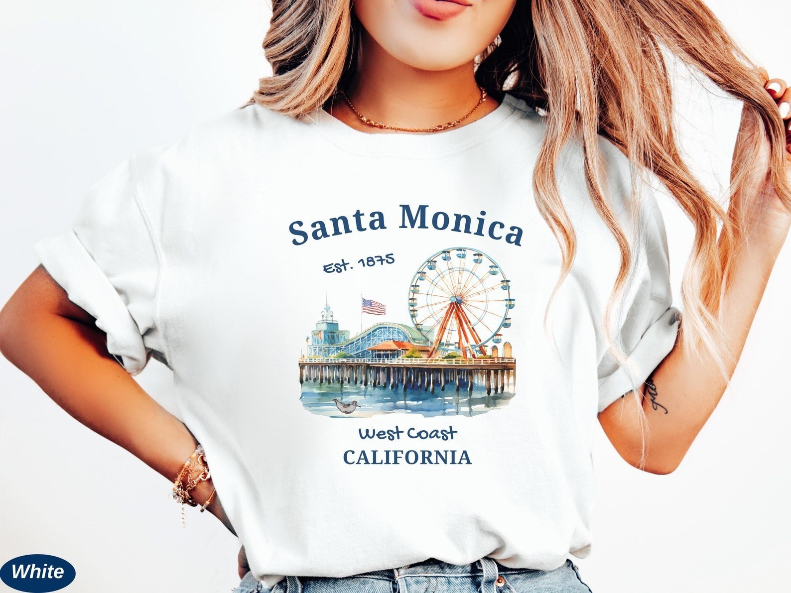 Santa Monica T-Shirt Travel Gift for California US Trip Lovers Souvenir Tee
