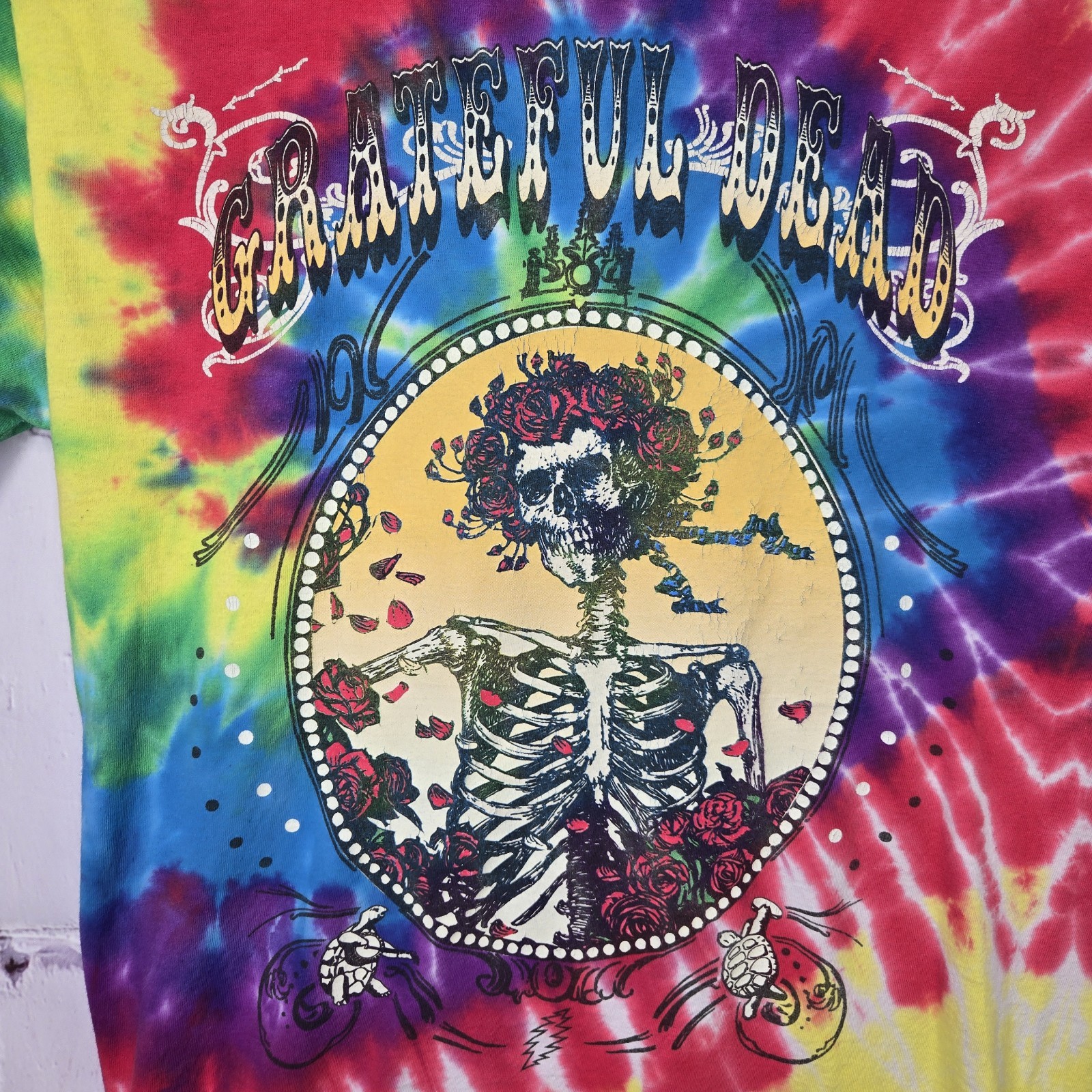Grateful Dead Men’s Small Skeleton & Roses Tie Dye S/S Graphic T-Shirt Tee