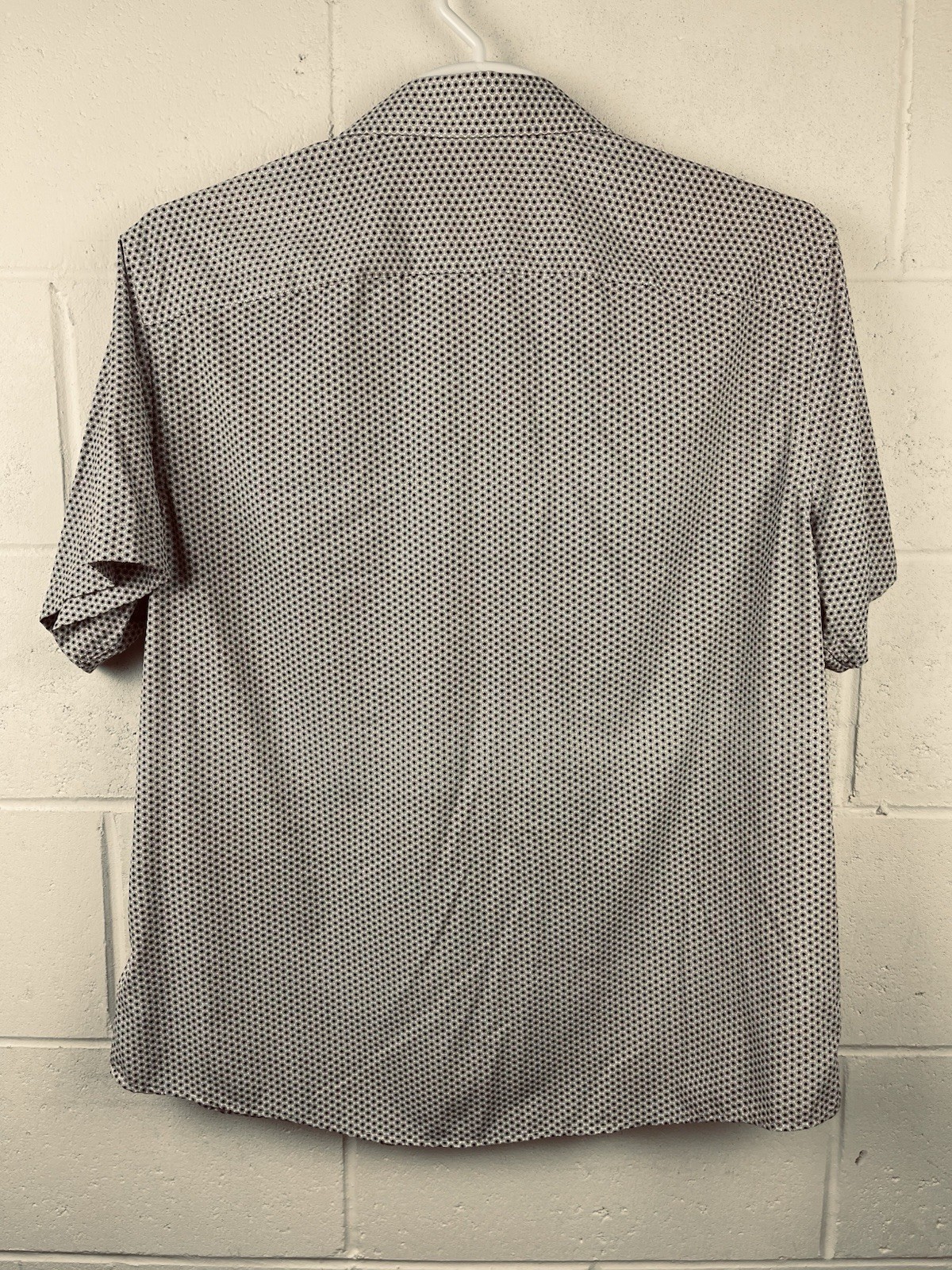 UNTUCKit Performance Stretch Shirt BARCOLO Short Sleeve Button Up Men’s XL EUC