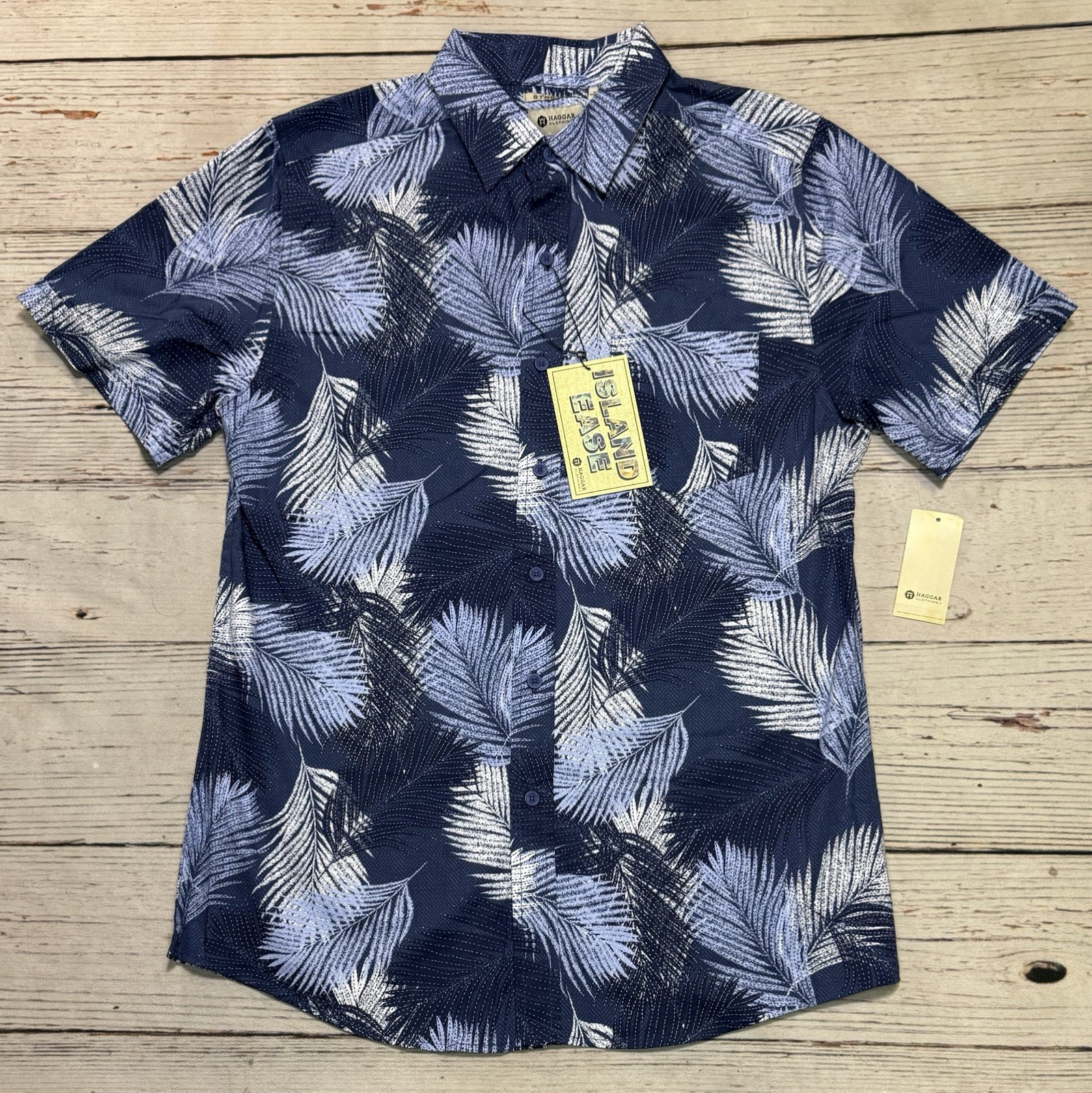 NWT Haggar Island Ease Men’s Sz M Button Up Stretch Shirt Blue