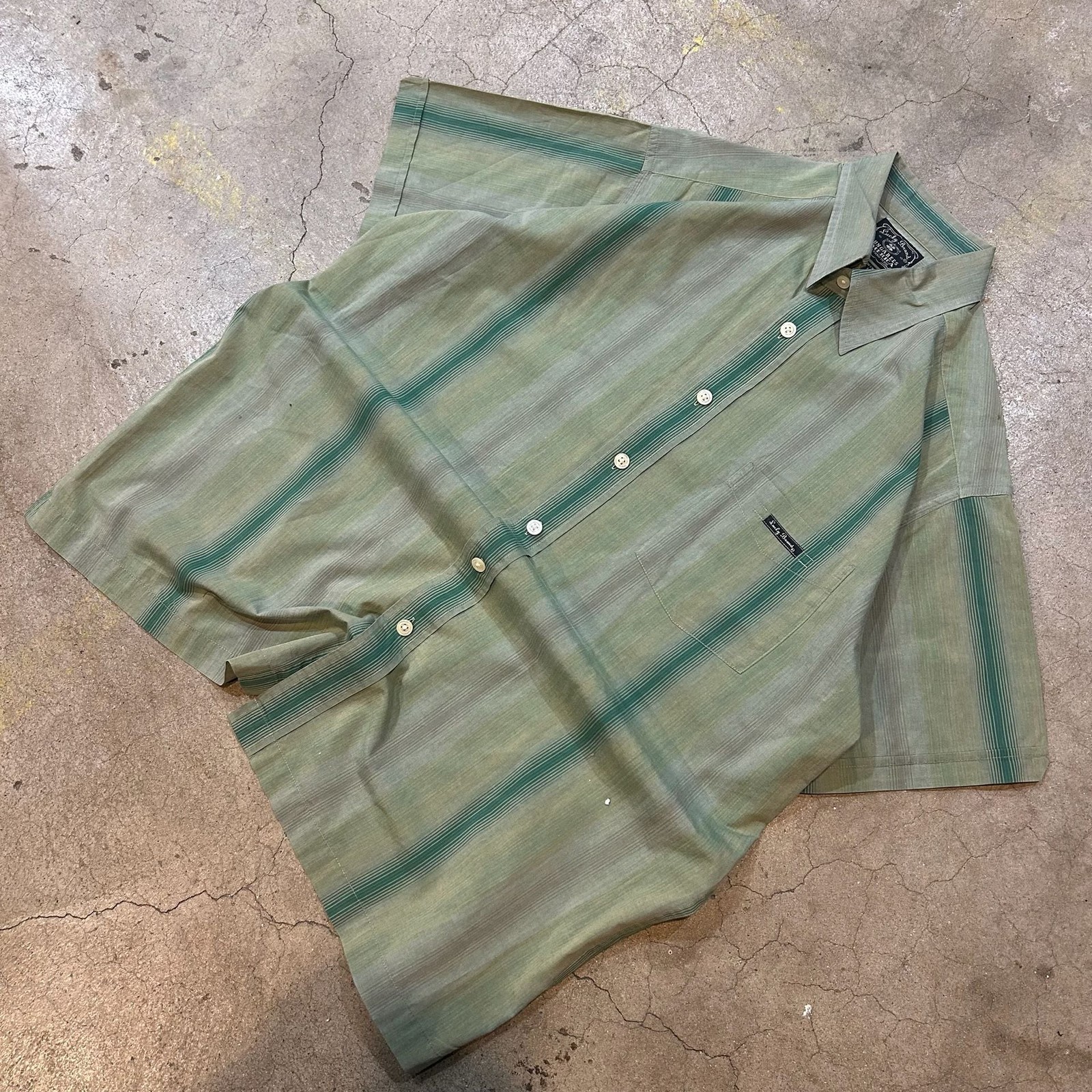 Lucky Brand Dungarees America Men’s Green Vertical Stripe Button Up Shirt