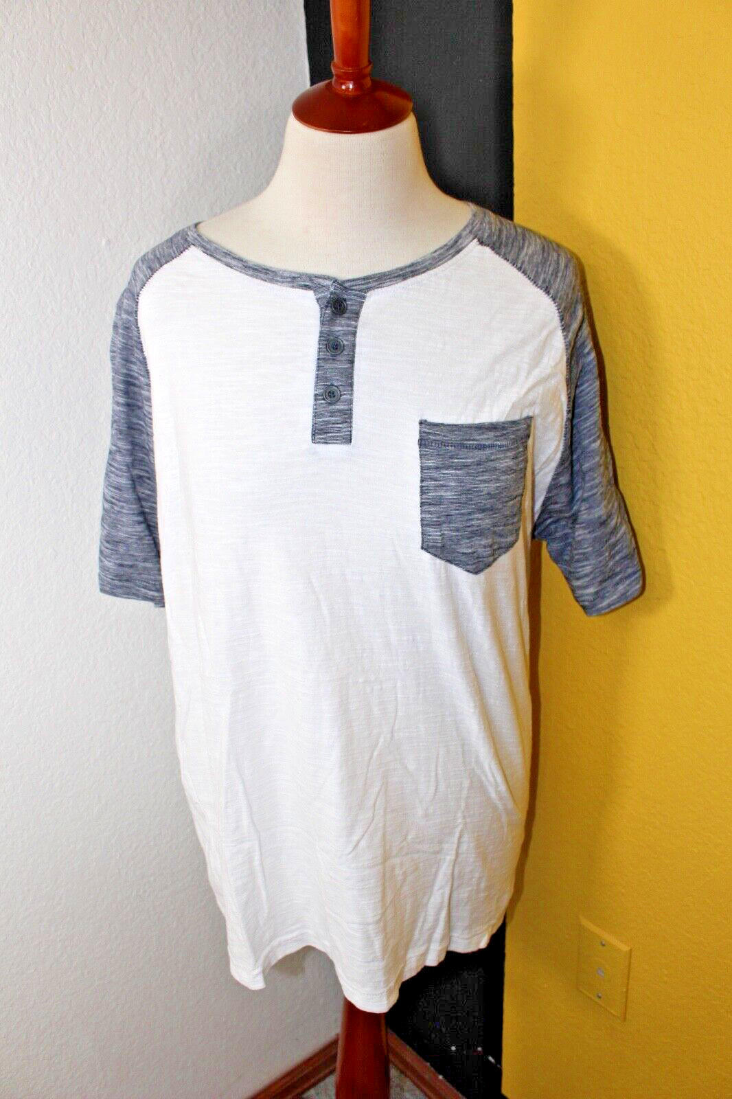 Swift Mens Shirt Large Henley 3 Button Gray White Cotton Pocket Machine wash