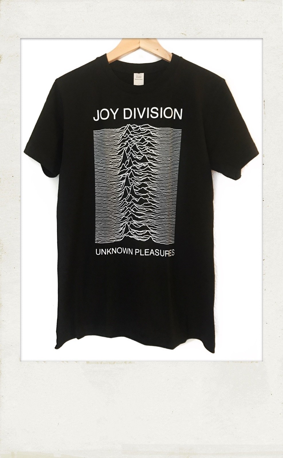 (Officially Licensed) Joy Division – Unknown Pleasures T Shirt