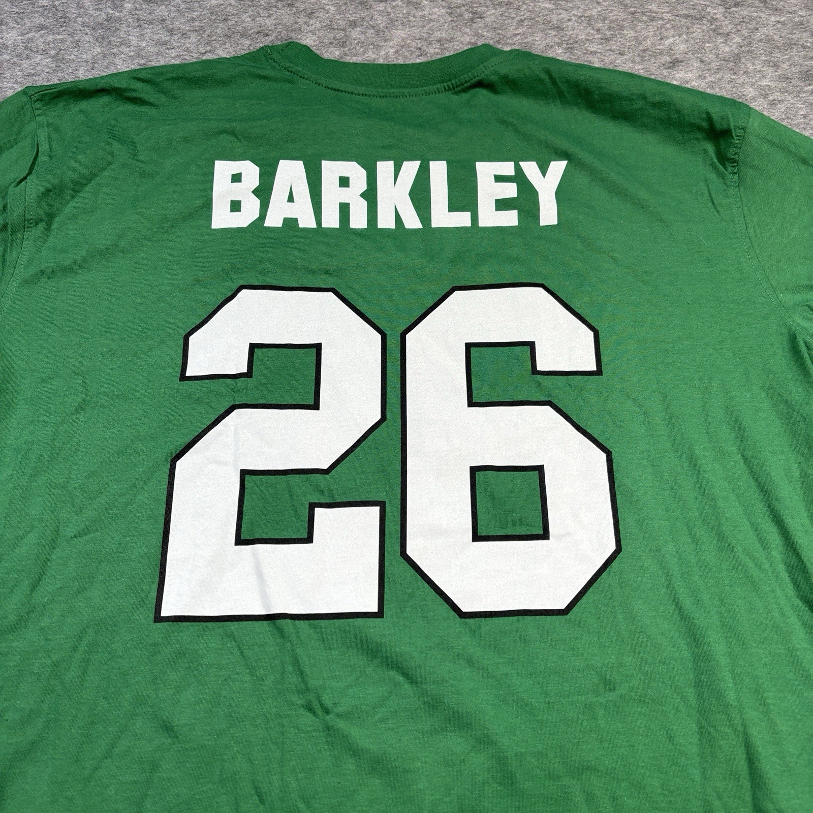 Saquon Barkley 26 Philadelphia Eagles Fanatics Shirt Mens XLT Oversize Green
