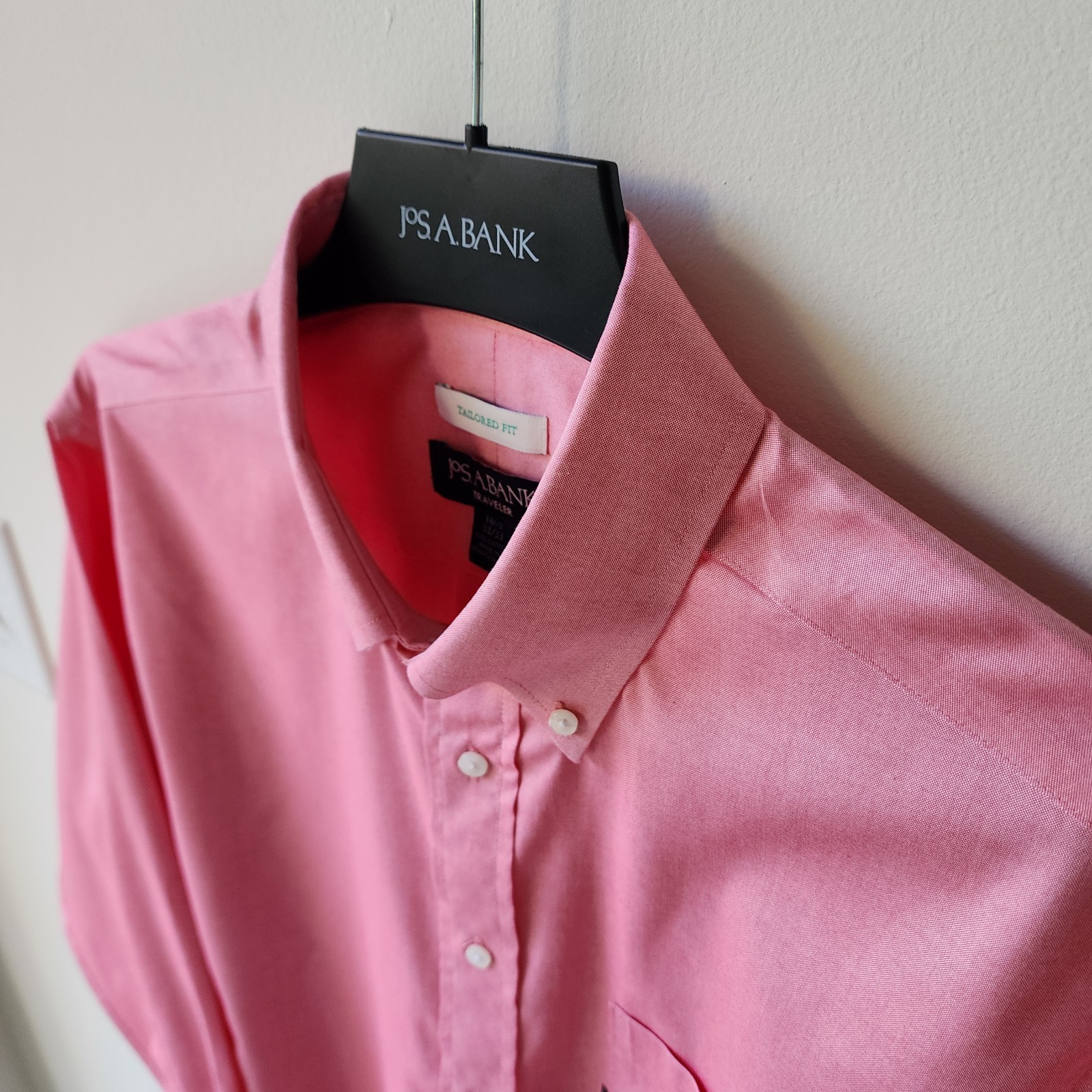 16.5 32/33 Shirt Light Red Pink Salmon Traveler Jos A Bank Non Iron Tailored Man