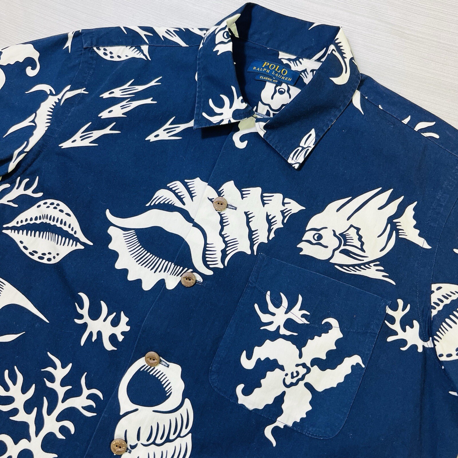 Polo Ralph Lauren Reef Life Vacation Shirt Men’s Size Medium Hook N Loop Collar