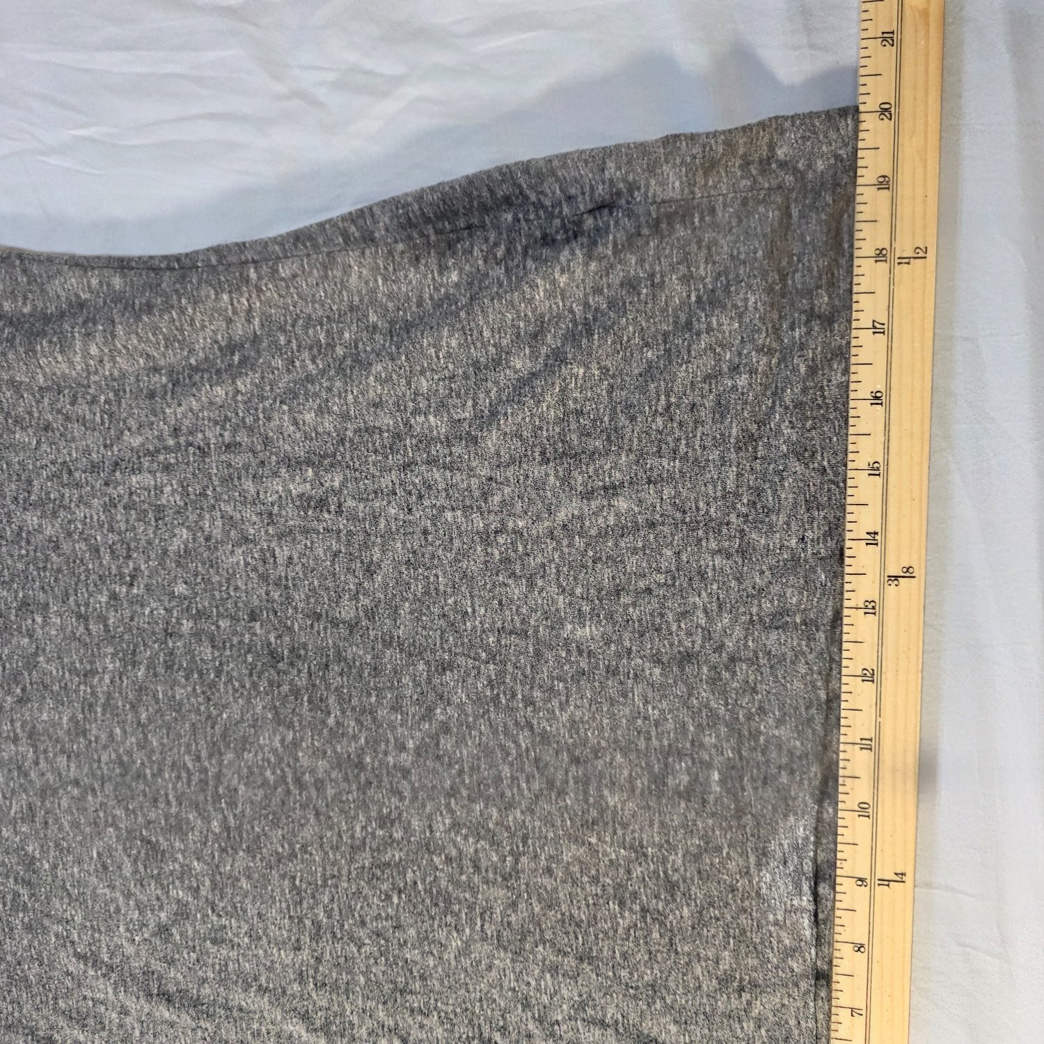 MOSSIMO SUPPLY CO. CASUAL TEE L 100% COTTON MACHINE WASH COLD WITH LIKE COLORS