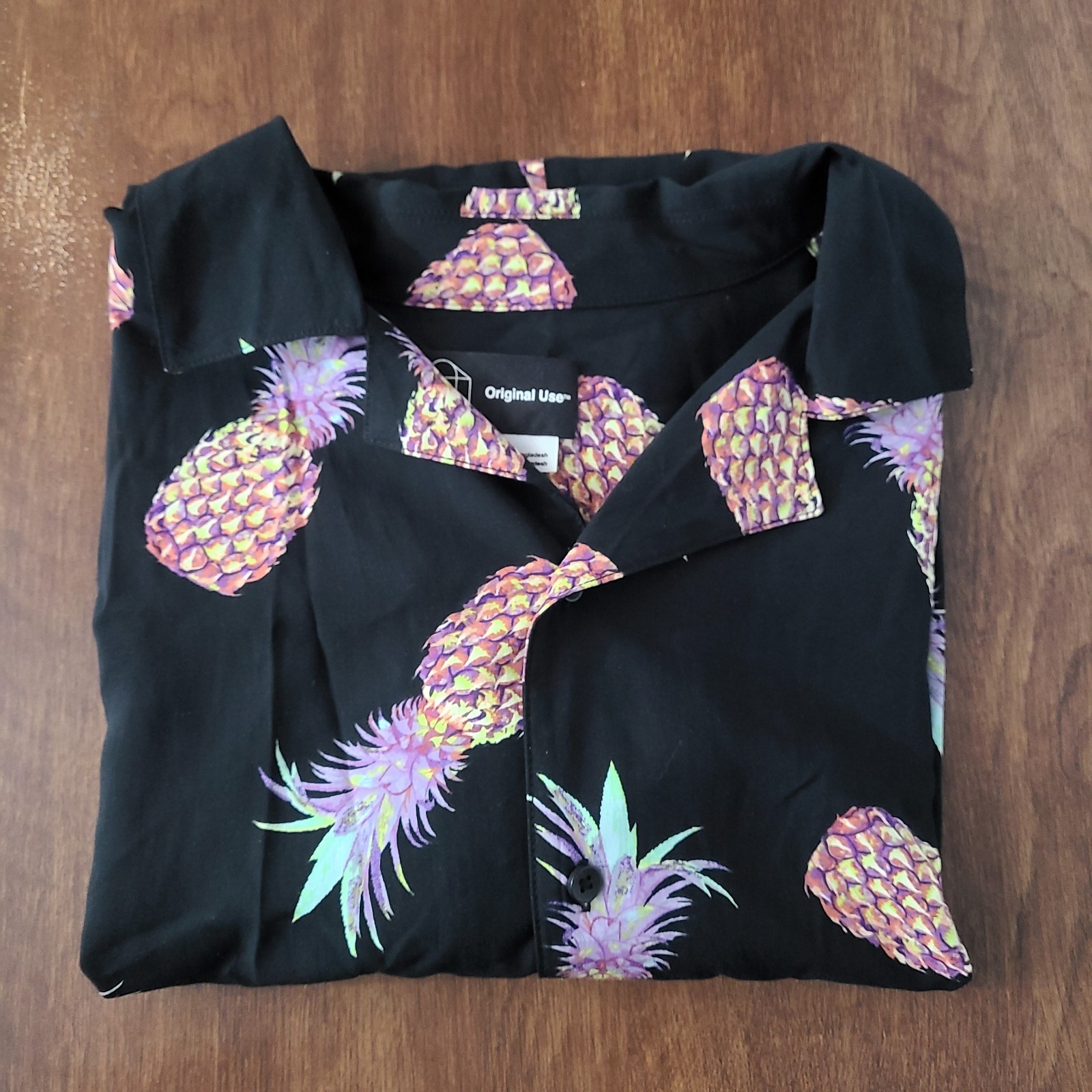 Hawaiian Button Up Shirt 100% Rayon NWT Mens L Pineapple Print Tropical Resort