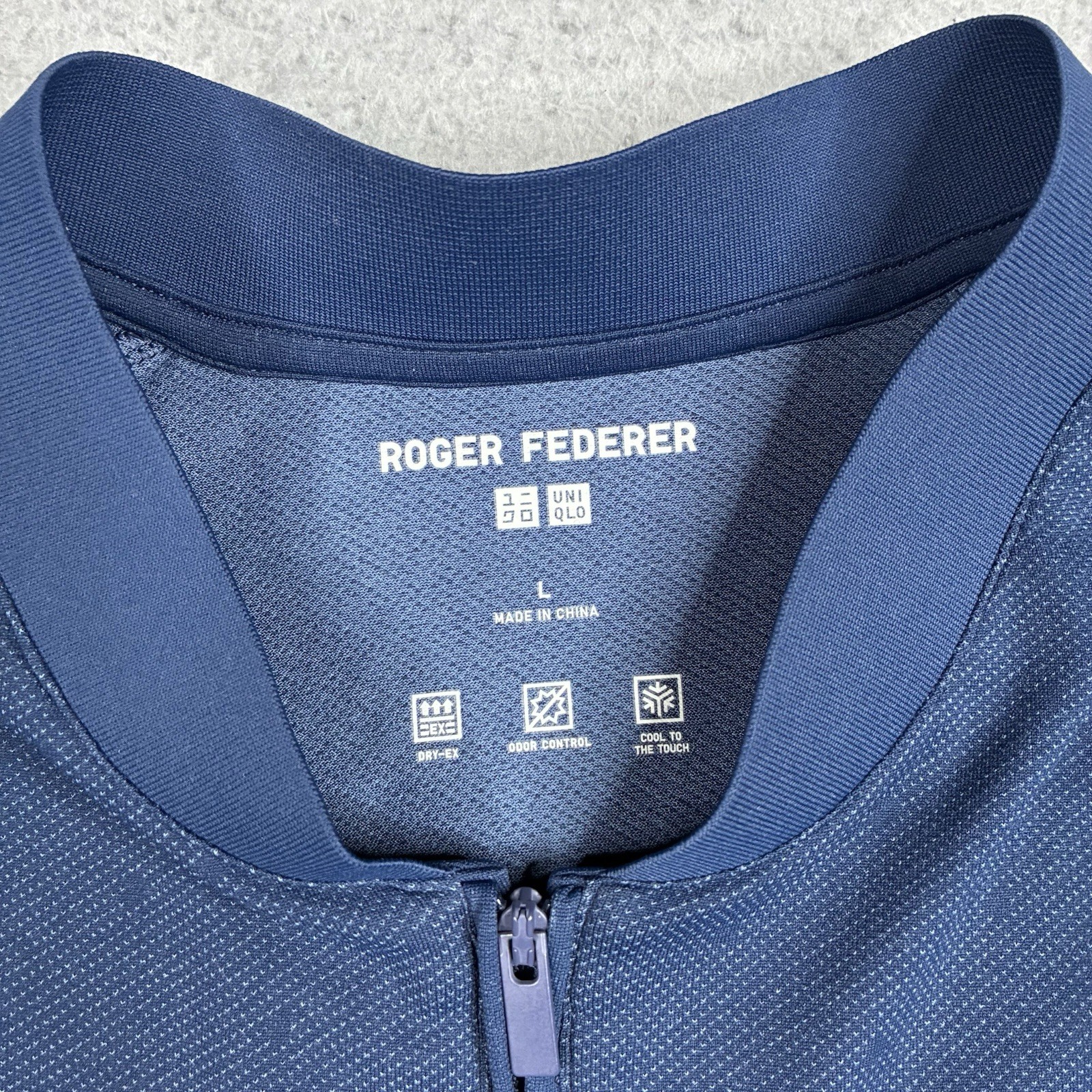 Uniqlo Roger Federer Tennis Shirt Men’s Large Blue 1/4 Zip Performance Henley