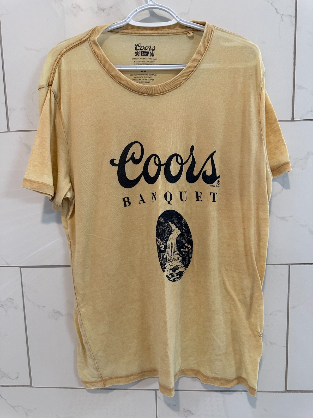 Coors Banquet Beer T-Shirt Men’s L/G Vintage Style Lucky Brand Licensed Tee