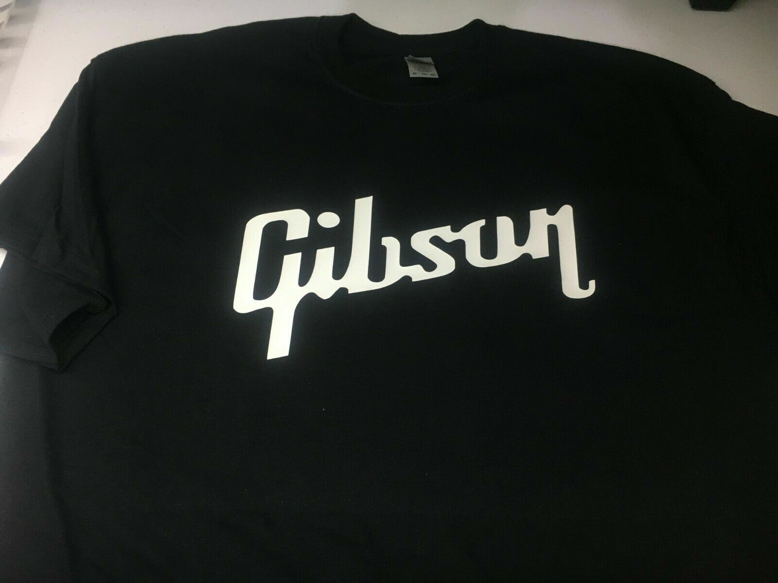 GIBSON Guitars T-Shirt VINYL PRINT homemade