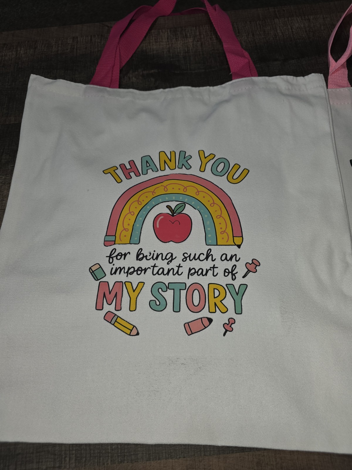 The perfect accessory for Back to School! 🍎✨ (For students and…