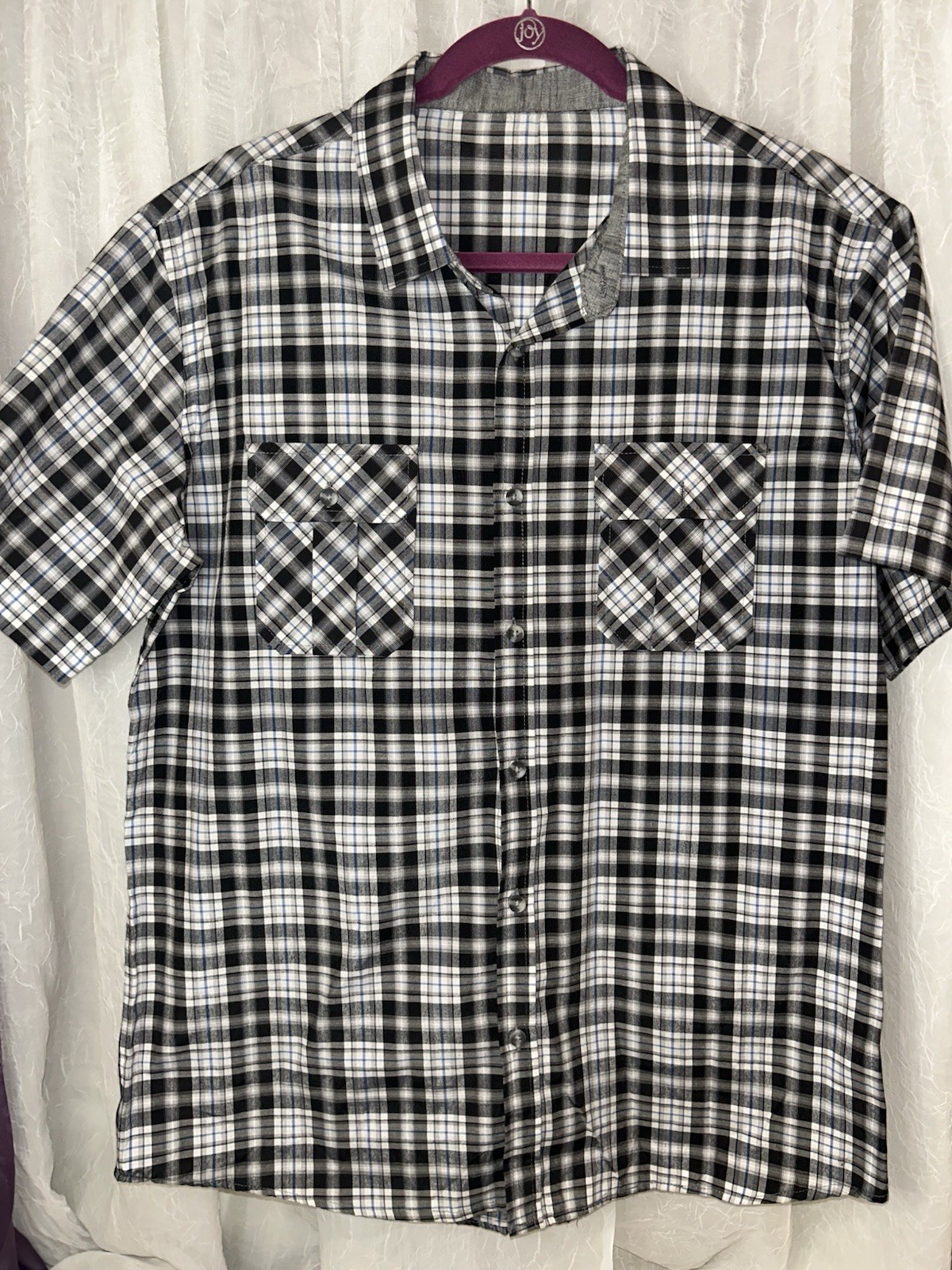 Men’s large/XL Button Down Shirt No Brand