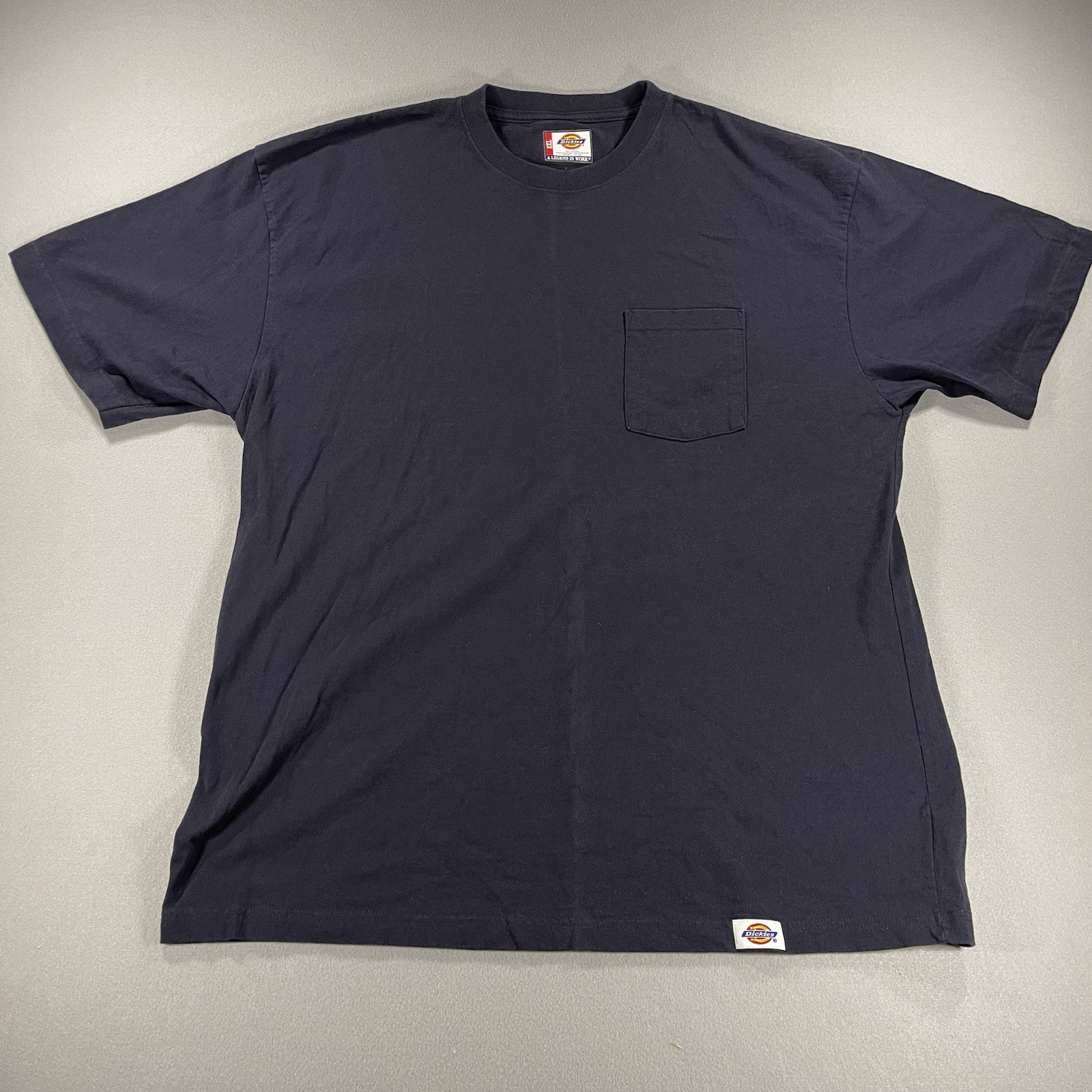 Dickies Men’s Navy Pocket T-Shirt 2XL Cotton Knit Crew Neck Logo Short Sleeve