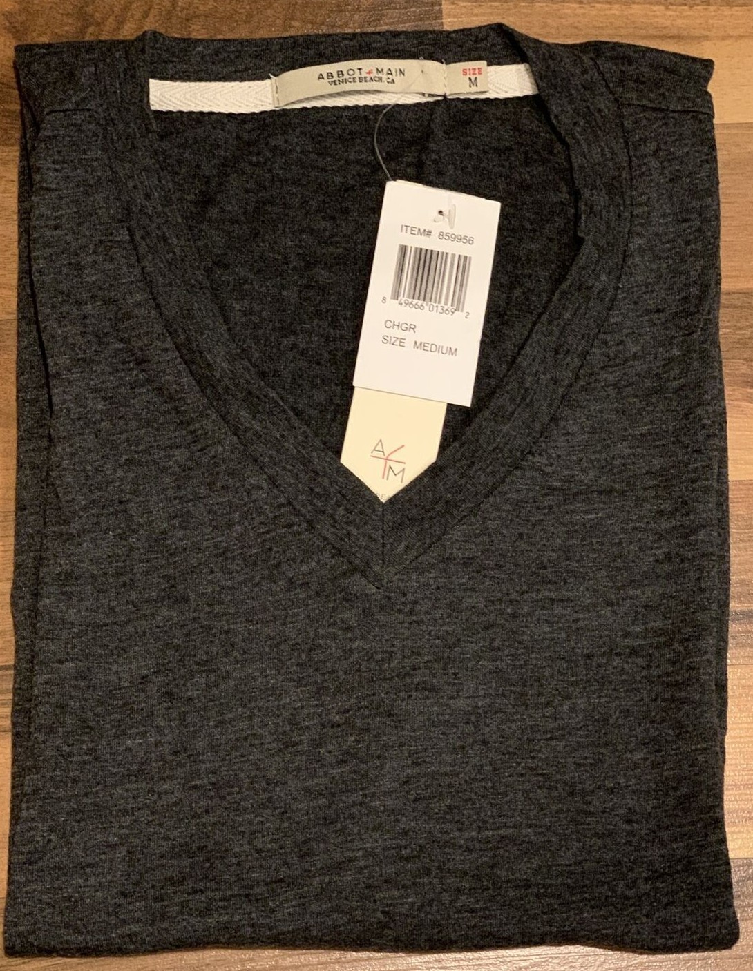ABBOT & MAIN (Sz Medium) Men’s Basic V-Neck Tee T-Shirt Tri Blend Casual, Gray C