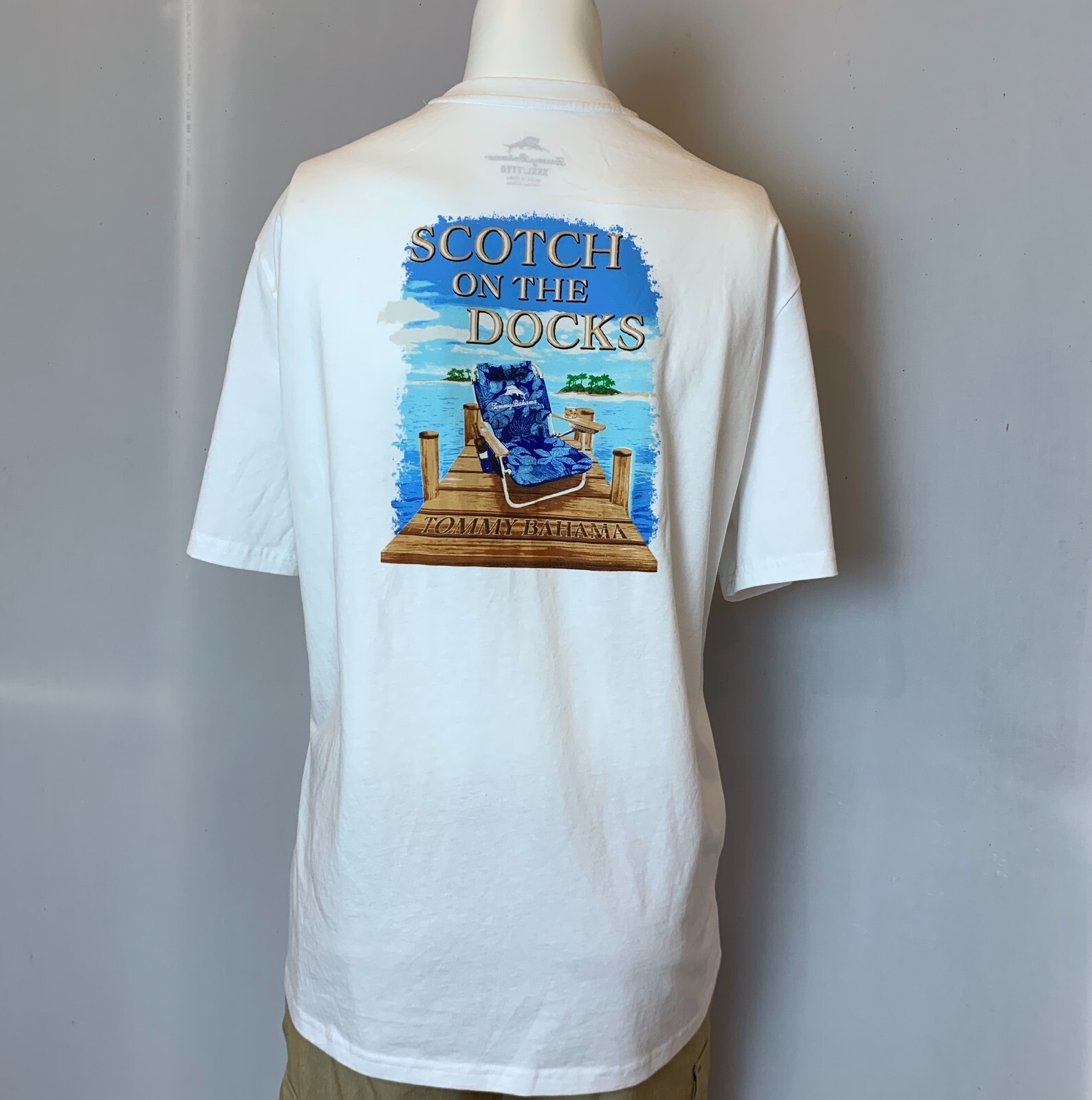 Tommy Bahama Shirt Mens 2XL 3XL White Short Sleeve Beach Dock Graphic T-Shirt