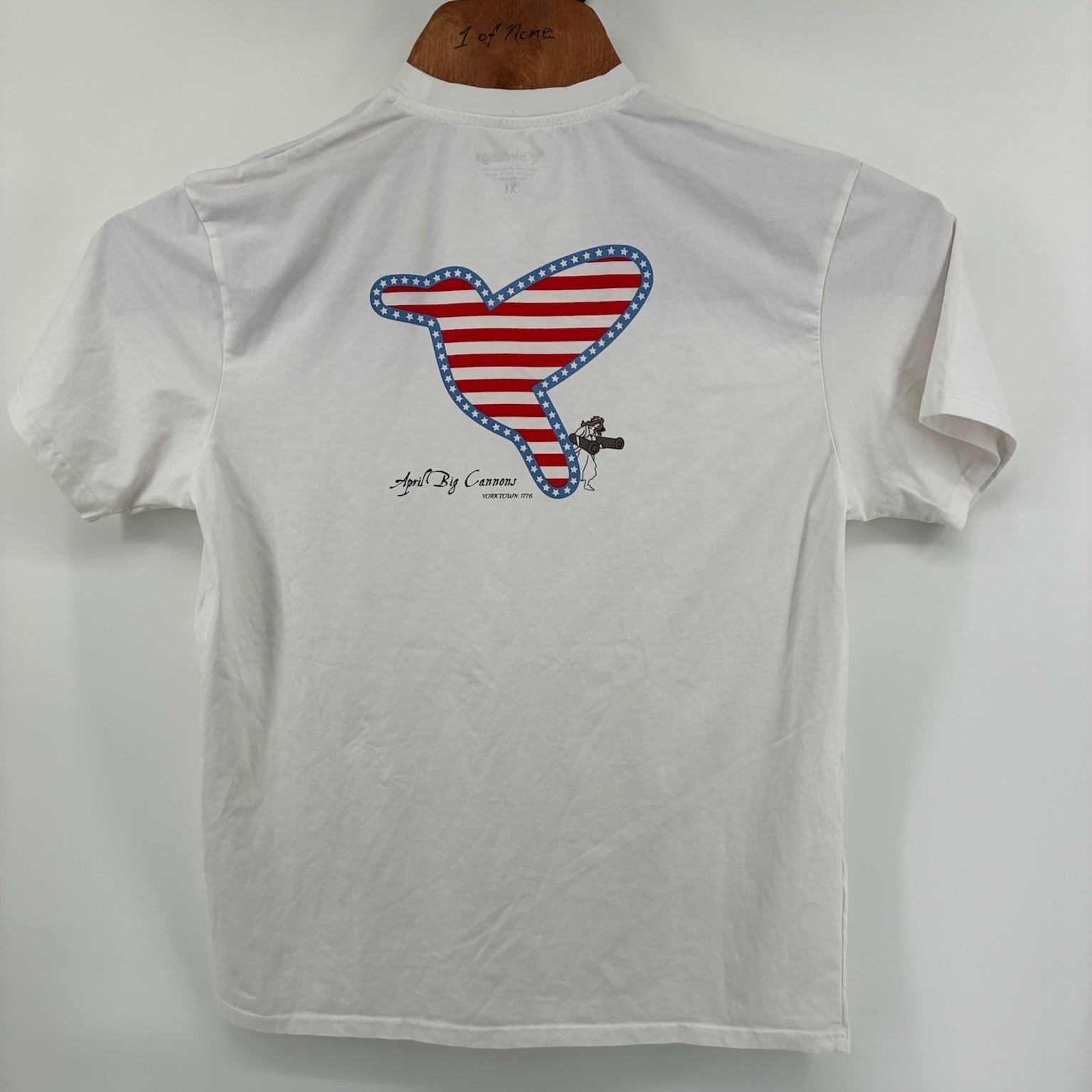 Birddogs Mens XL White April Big Cannons Yorktown 1776 Graphic T-Shirt Cotton