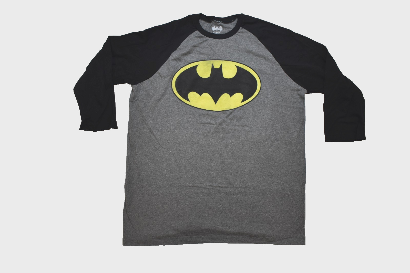 Batman 2-Tone Mens Heather Gray And Black 3/4 Sleeve Raglan Shirt NWT XL