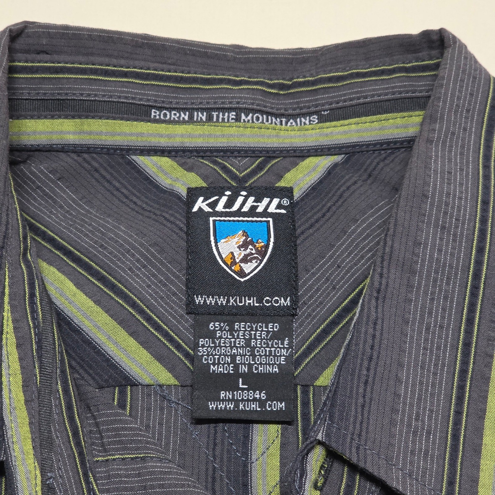 Kuhl Mens Large Charcoal/Green Striped Short Sleeve Button Down Shirt Slimming