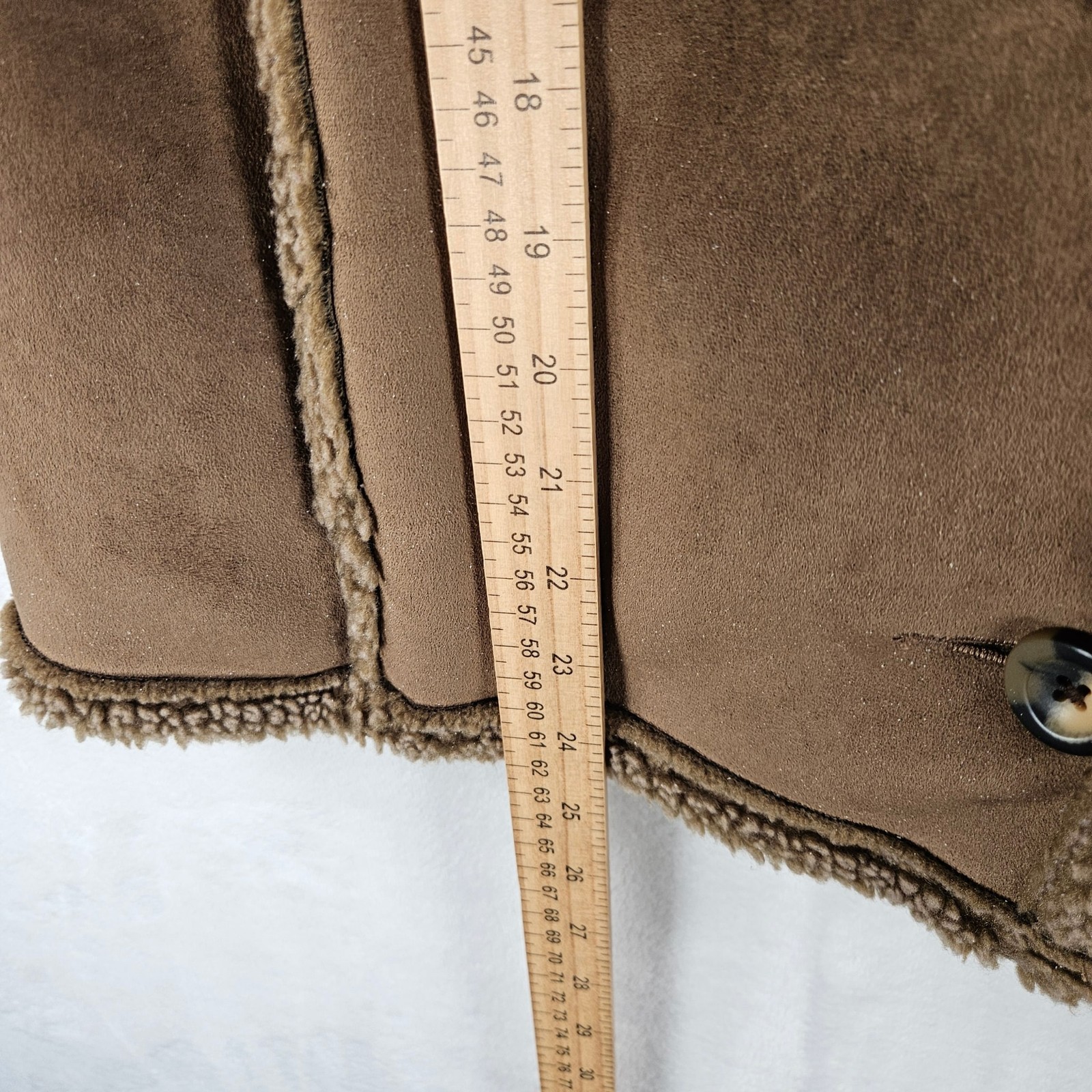 L.L. Bean Sherpa Fleece Vest Button Front Tan Women’s Size Medium