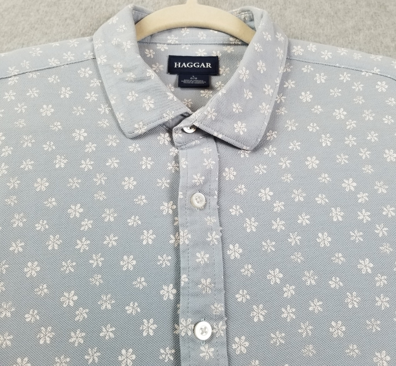 HAGGAR Button Up Shirt Men’s Large L Blue White Floral Short Sleeve Stretch Knit
