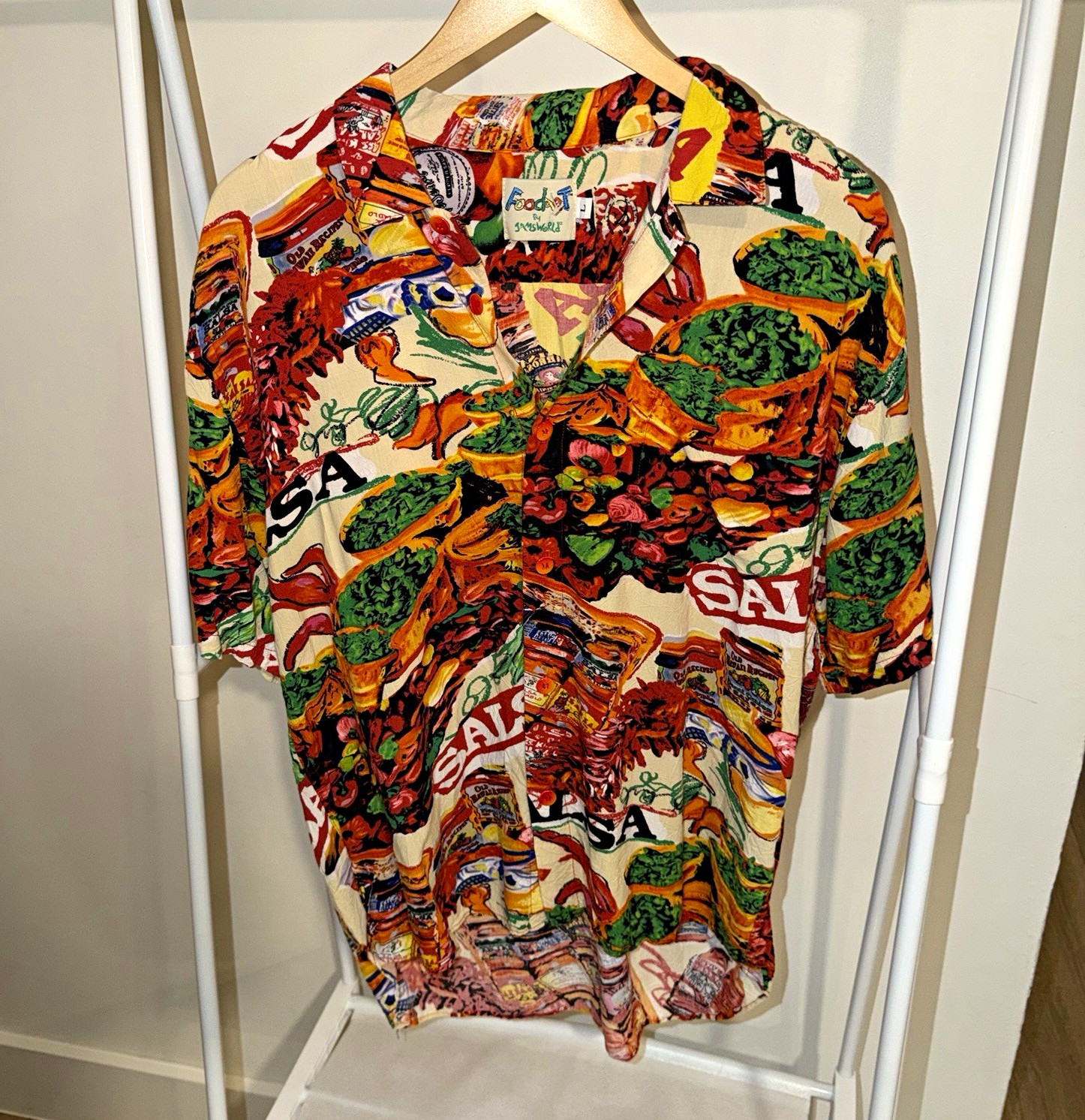 Food Art by James World Men’s L Regular Woven Cotton SS Button-Up Graphic Print