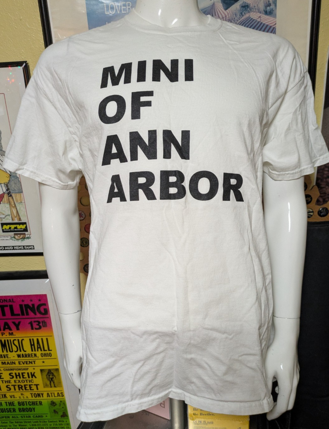 Mini of Ann Arbor MI Cooper European Car T Shirt Adult Size XL UK Automobile BMW