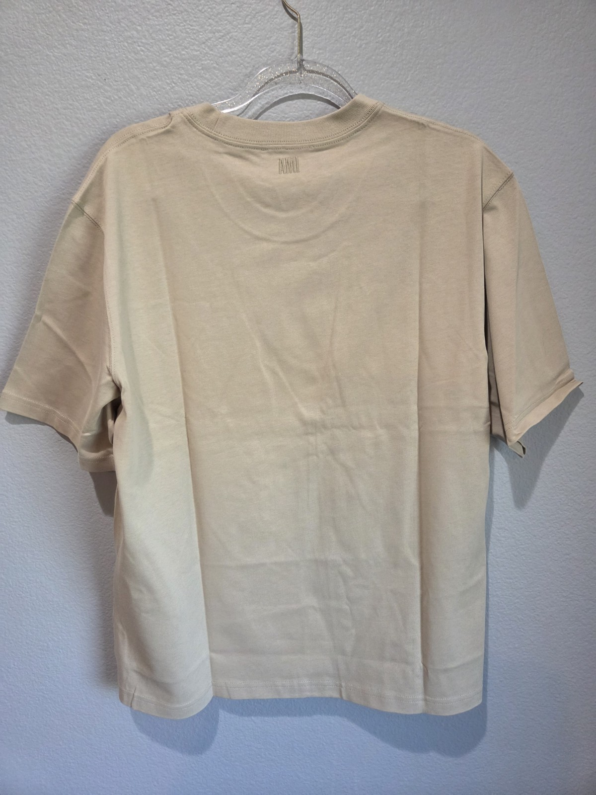 ami AMI de Coeur Beige Logo Heart Crewneck T-Shirt Size M Short Sleeve